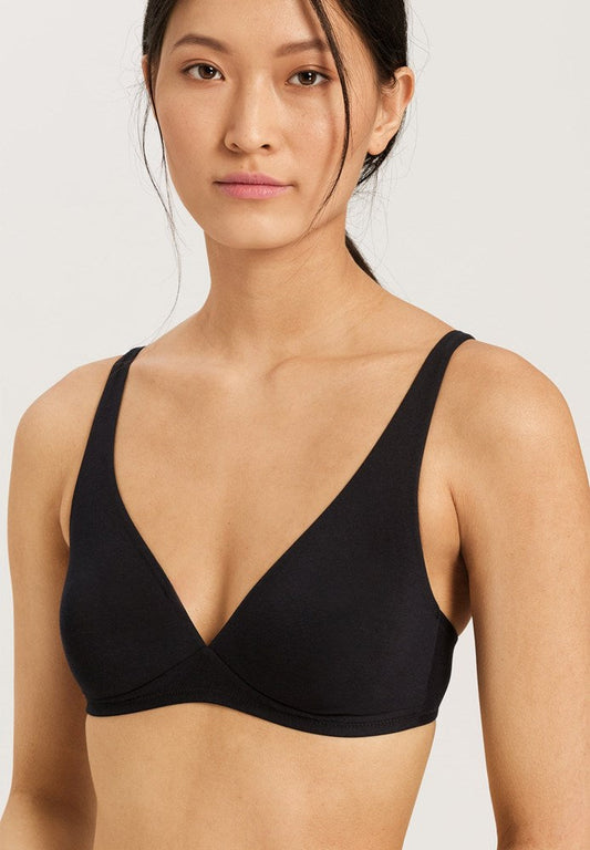 The Cotton Sensation-Soft Cup Bra By Hanro in Black