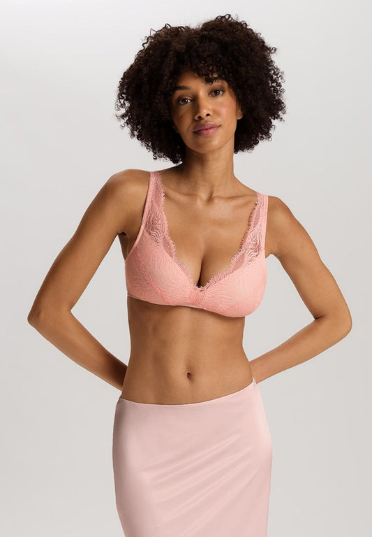 The Gale-Soft Cup Bra By Hanro In Rosewater