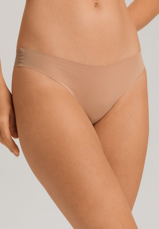 The Invisible Cotton-Thong By Hanro in Beige
