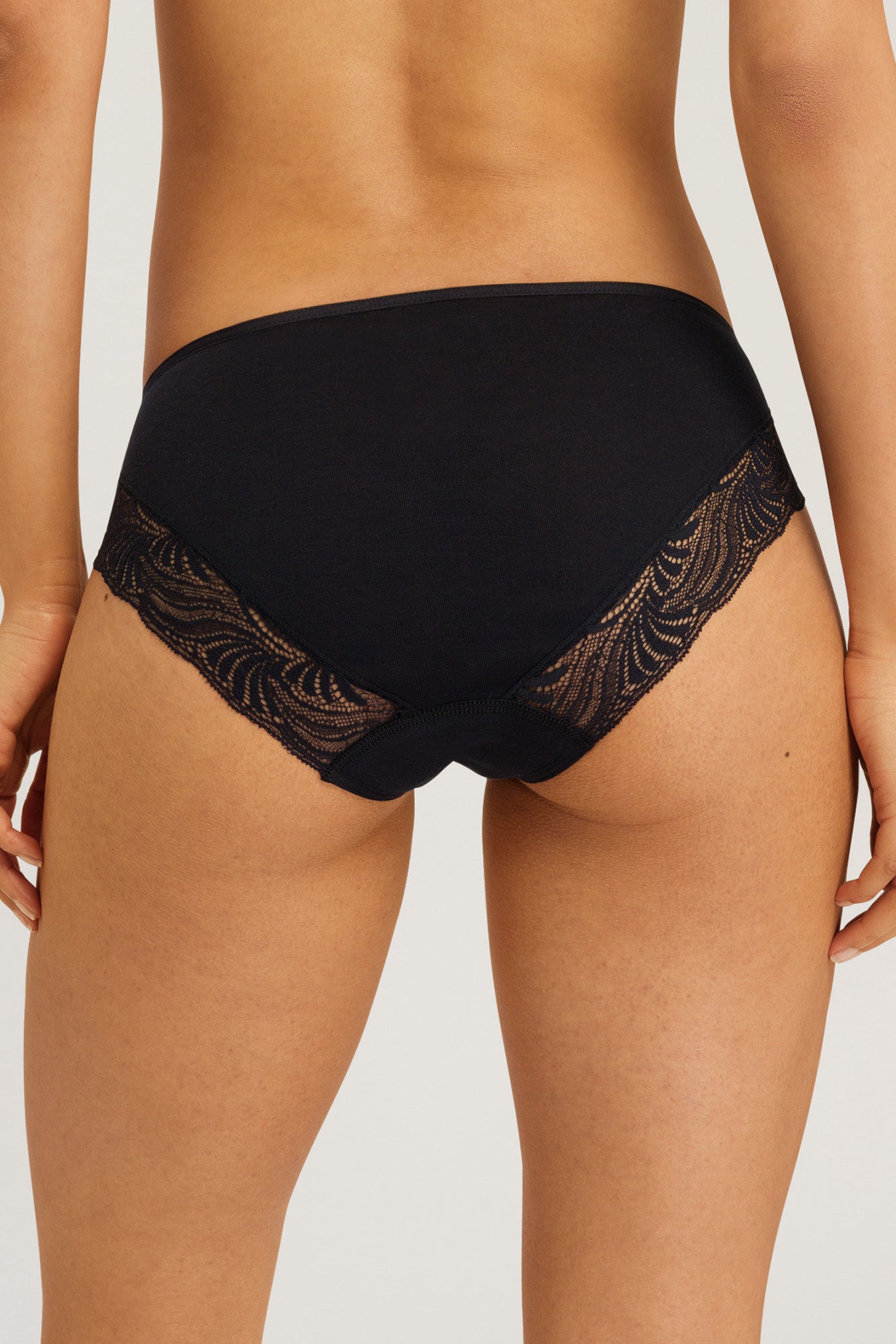 The Milea Midi Briefs By HANRO In Black