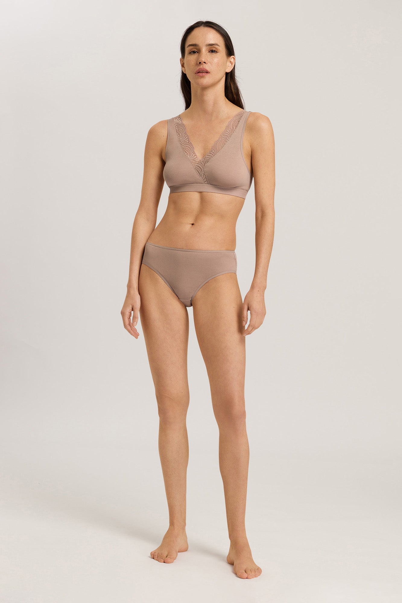 The Milea Soft Cup Bra By HANRO In Mocha
