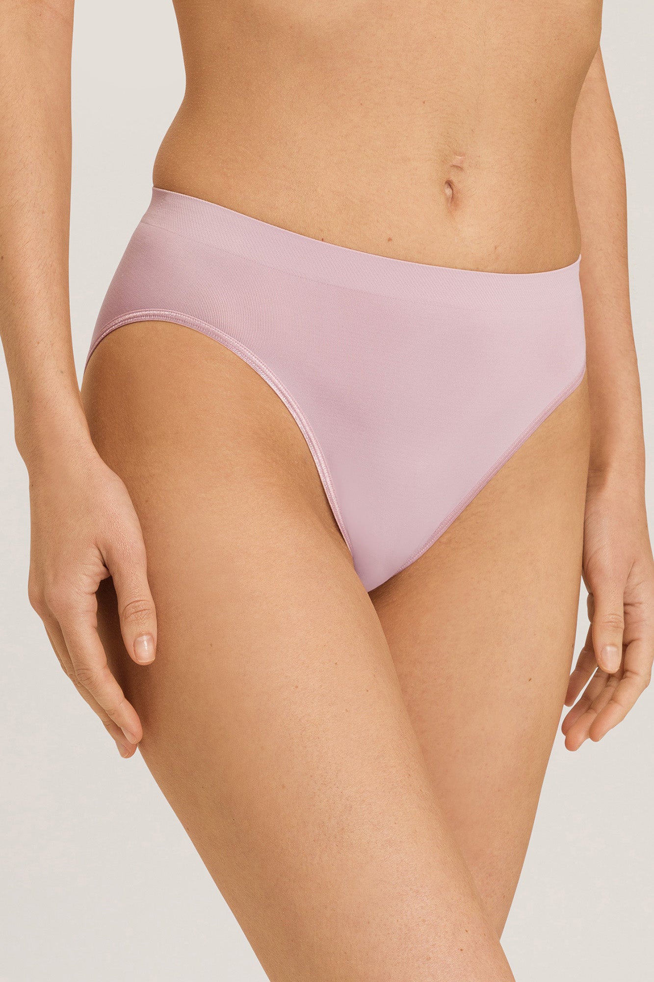 The Touch Feeling Midi Briefs By HANRO In Crepe Pink
