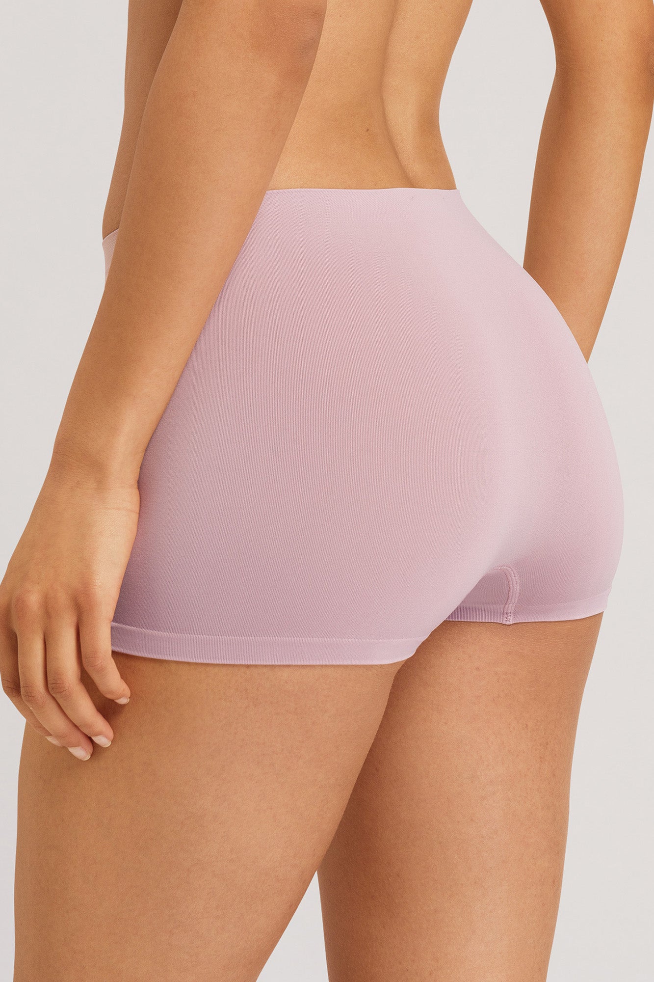 The Touch Feeling Boyleg By HANRO In Crepe Pink