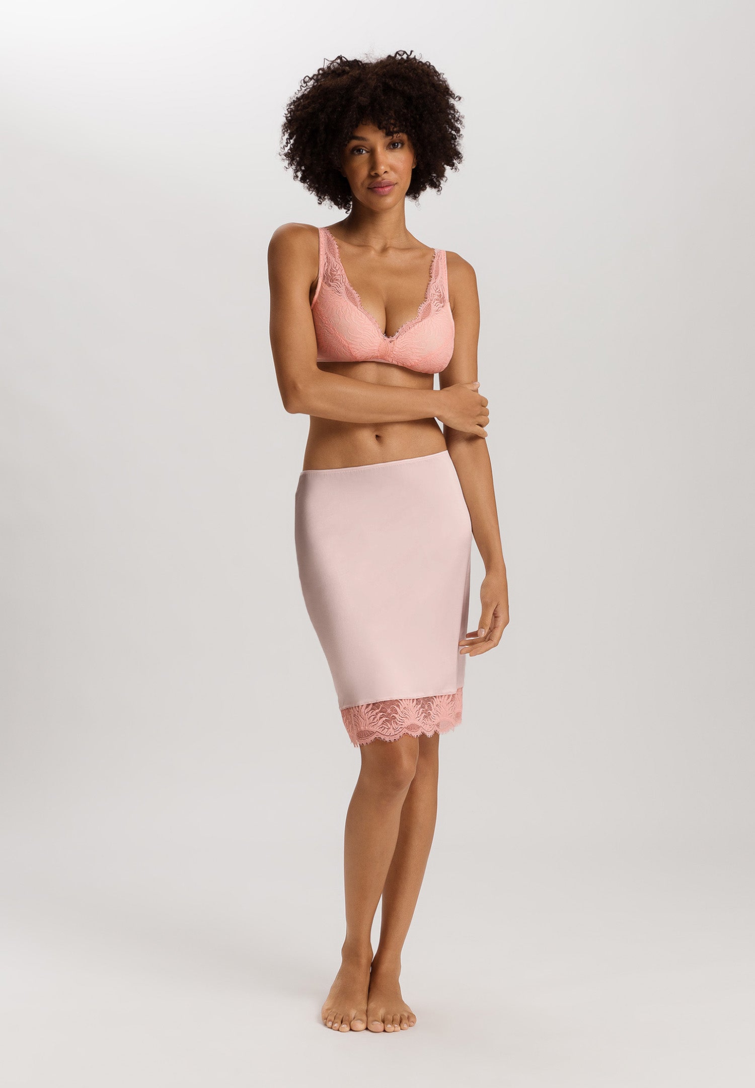 The Gale-Soft Cup Bra By Hanro In Rosewater