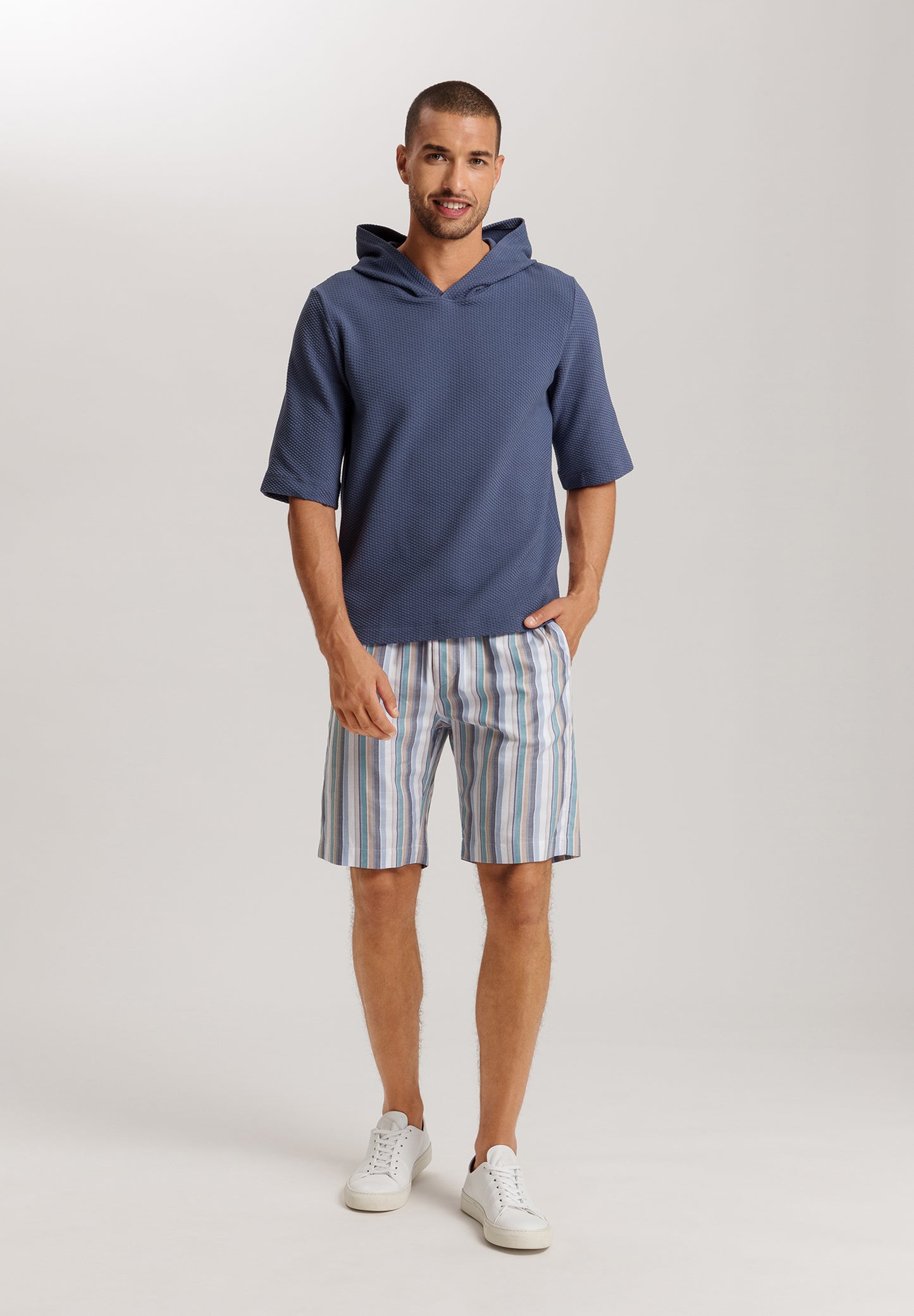 The Smartwear-Hoddy 1/2 Sleeve By Hanro In Vintage Indigo