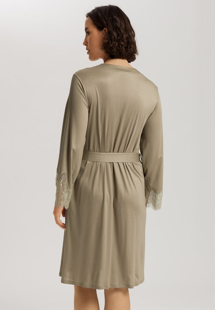 The Melia Robe By HANRO In Silver Sage