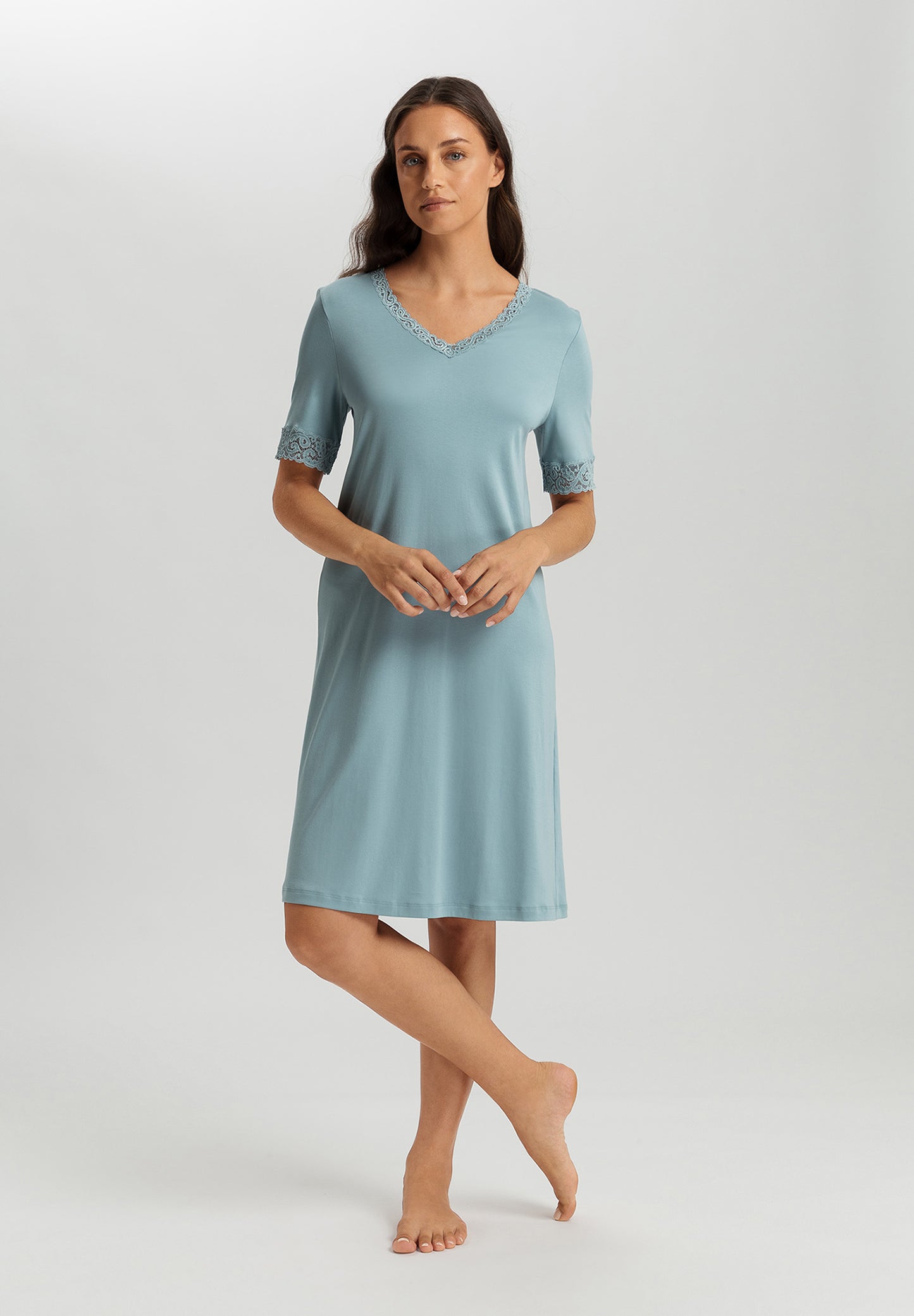 The Moments Nw-S/Slv Nightdress 100 Cm By Hanro in Tourmaline Blue