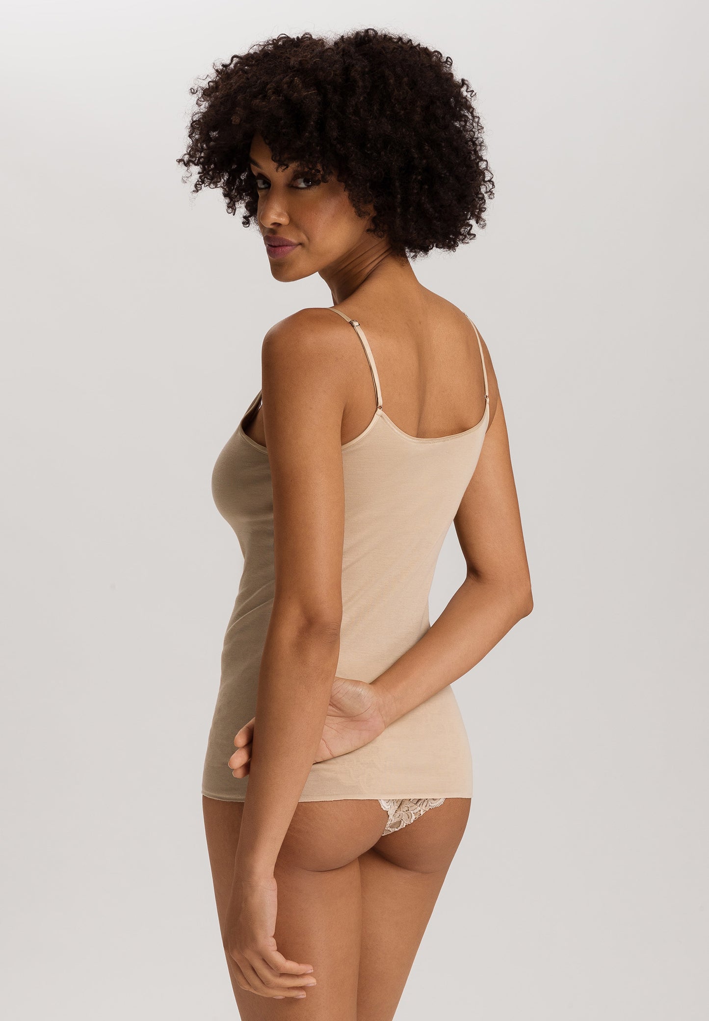 The Cotton Seamless-Spaghetti Top Padded By Hanro in Iced Cappuccino