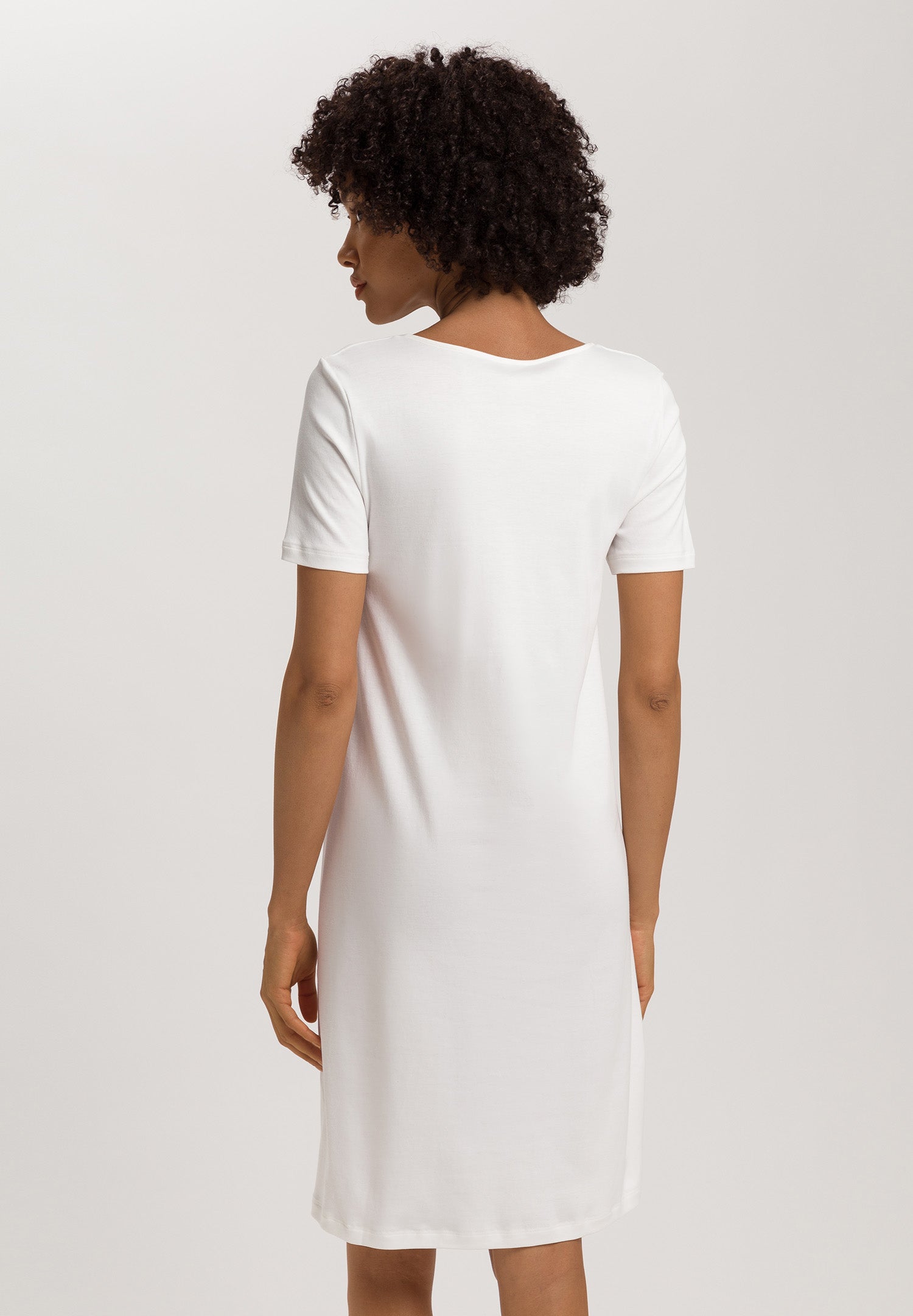 The Kalea Nw-S/Slv Nightdress 100 Cm By Hanro in Off White