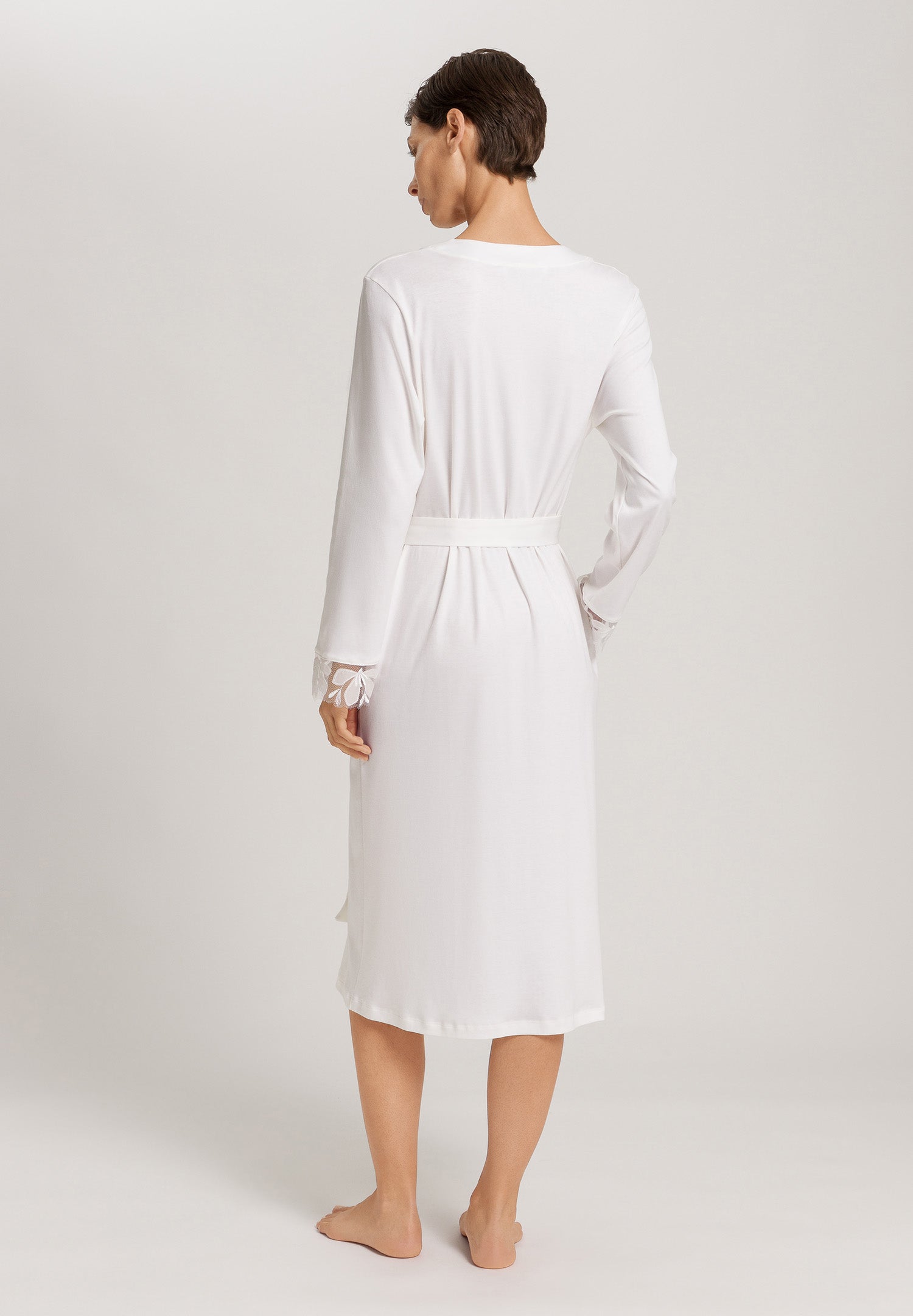 The Kalea Nw-Robe 115Cm By Hanro in Off White