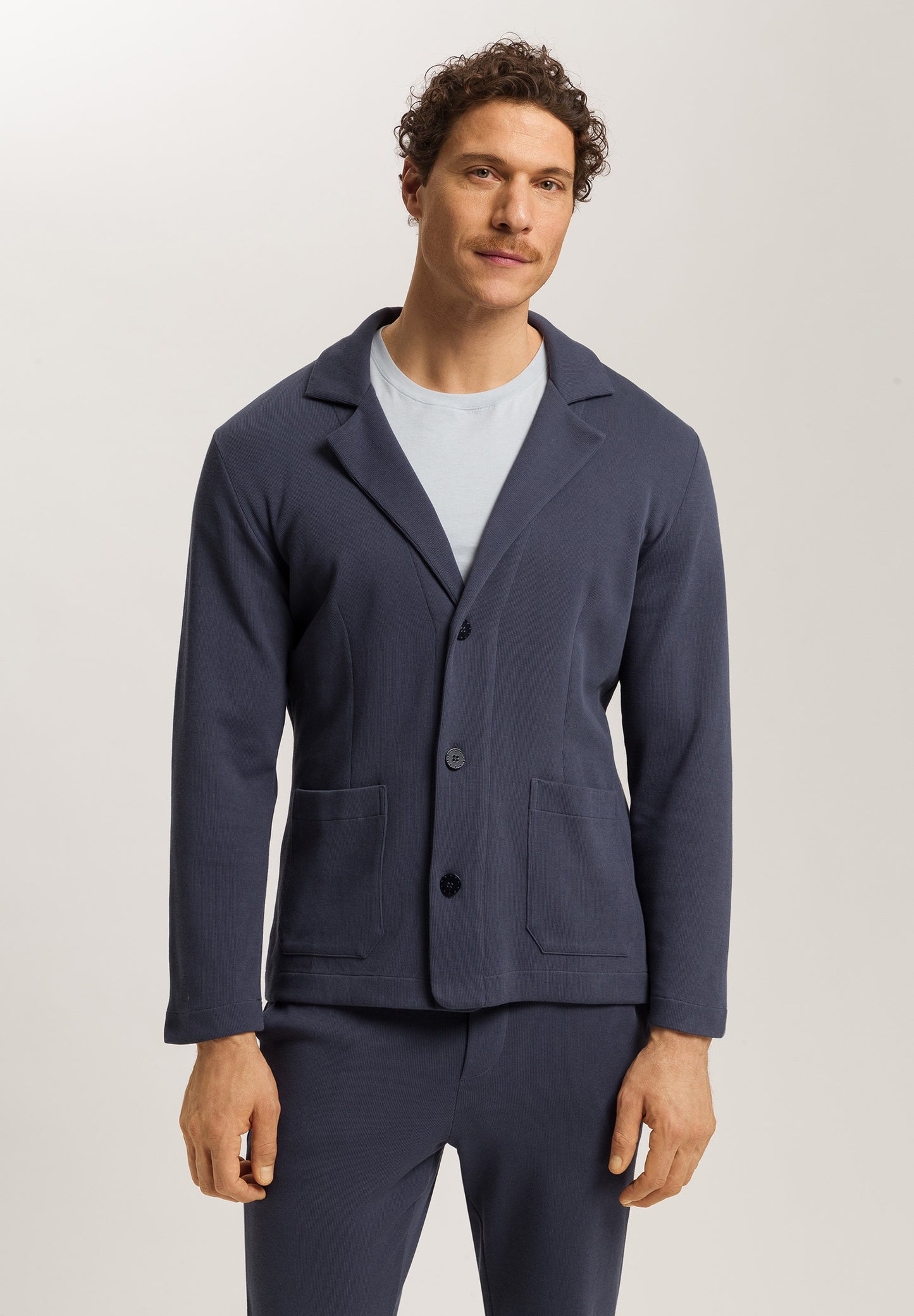 The Travelwear-Blazer By Hanro in Ombre Blue