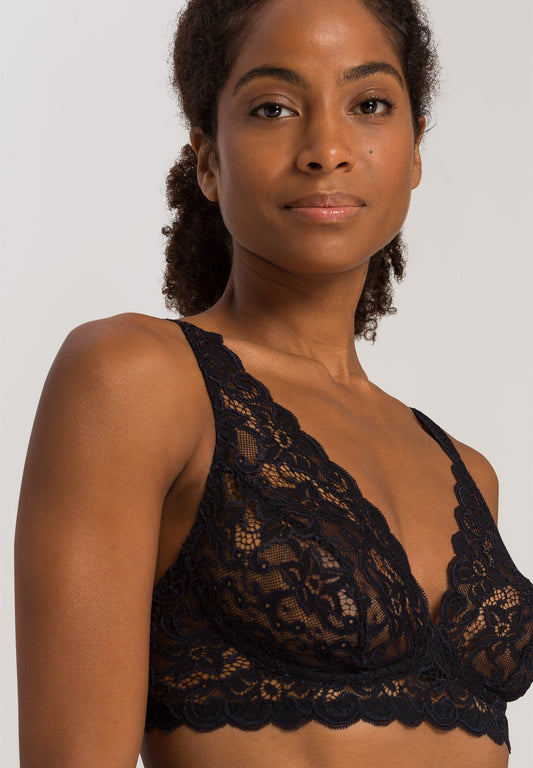 The Moments-Soft Cup Bra By Hanro in Black