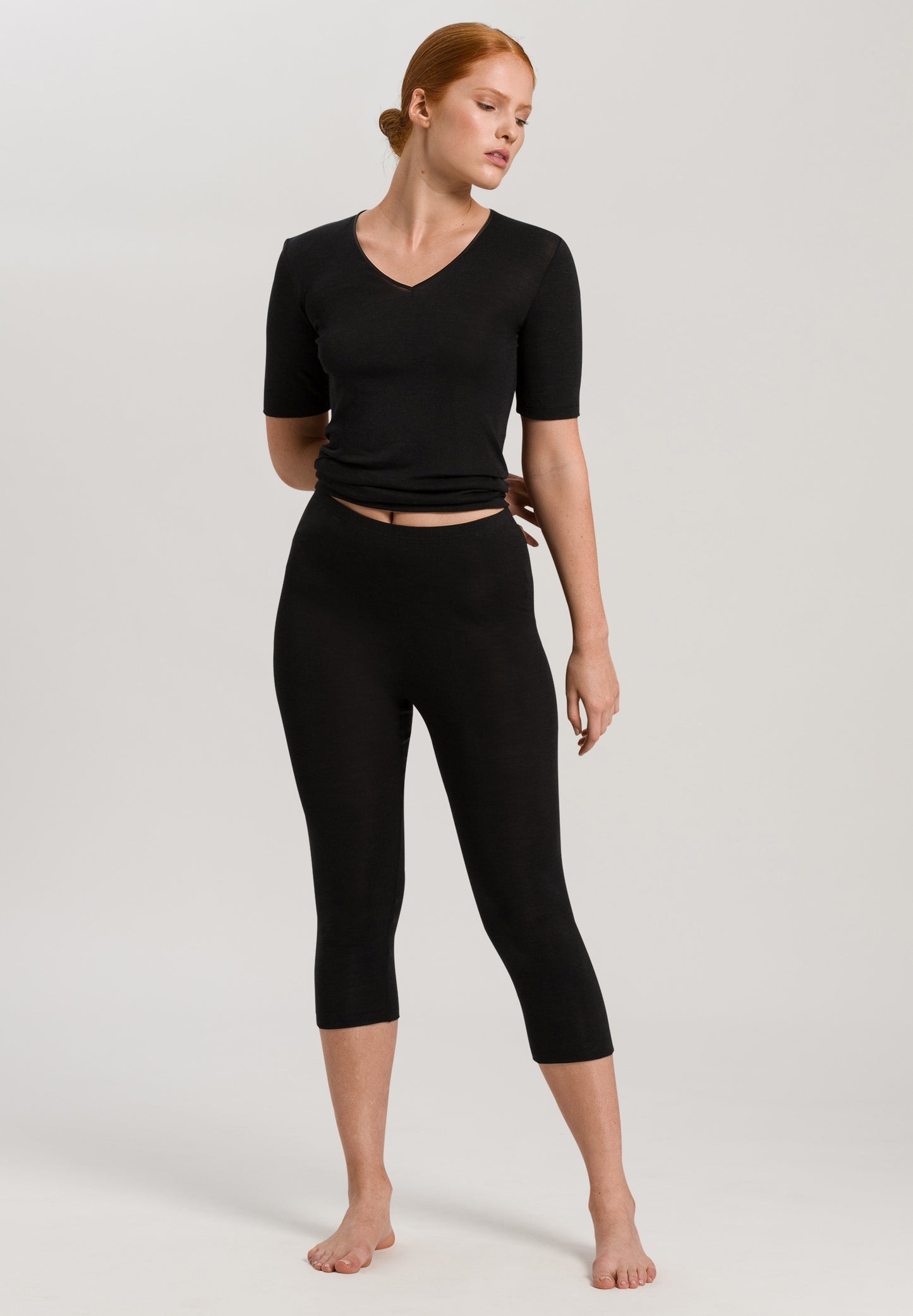HANRO Black Woolen Silk Short Sleeve Shirt