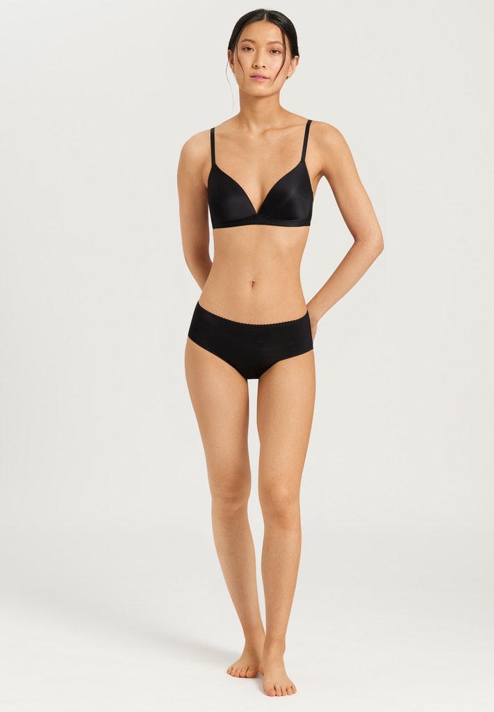 Satin Deluxe Padded Soft Bra | HANRO