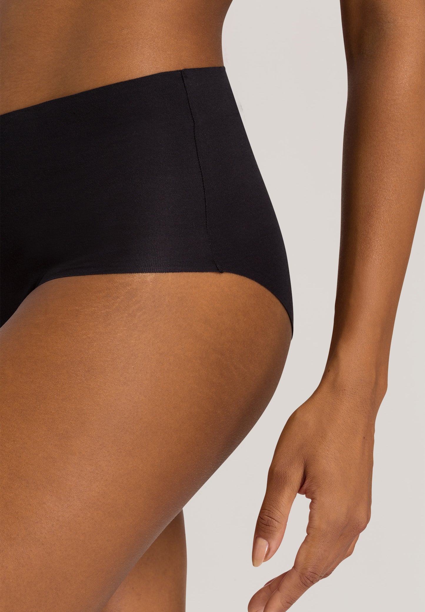 HANRO Black Invisible Cotton Full Brief