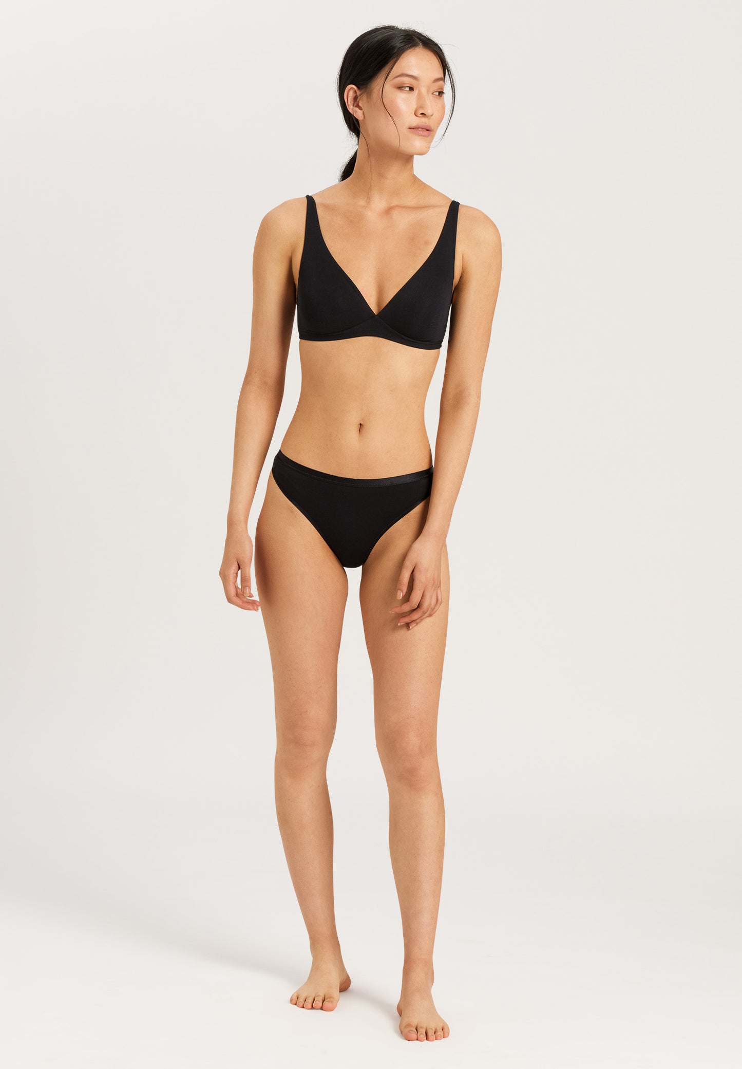 HANRO Black Cotton Sensation Soft Cup Bra