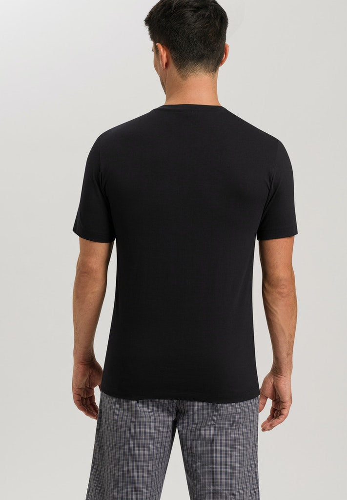 Mens Living Shirt in black | HANRO
