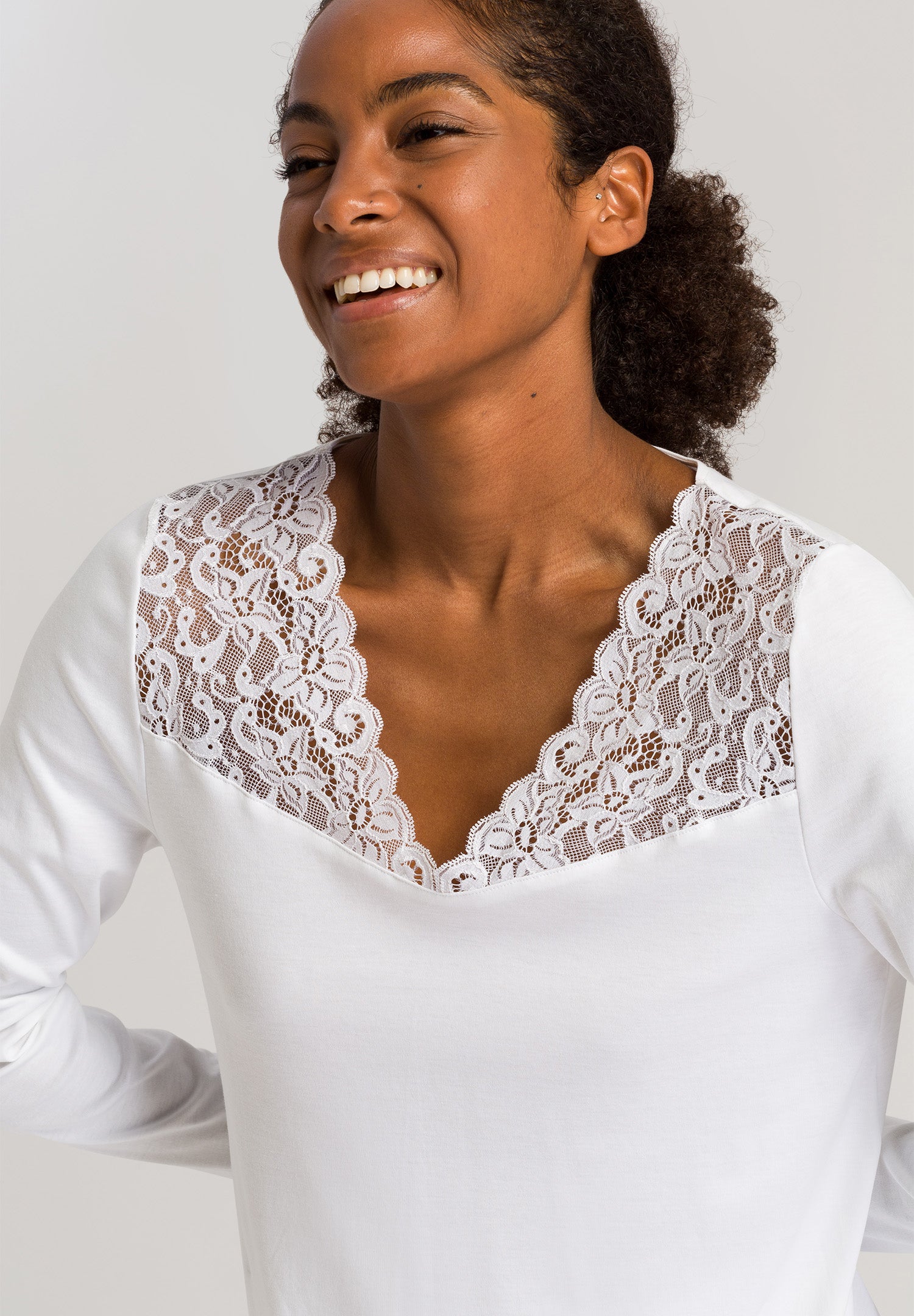 HANRO White Moments Long Sleeve Pyjamas