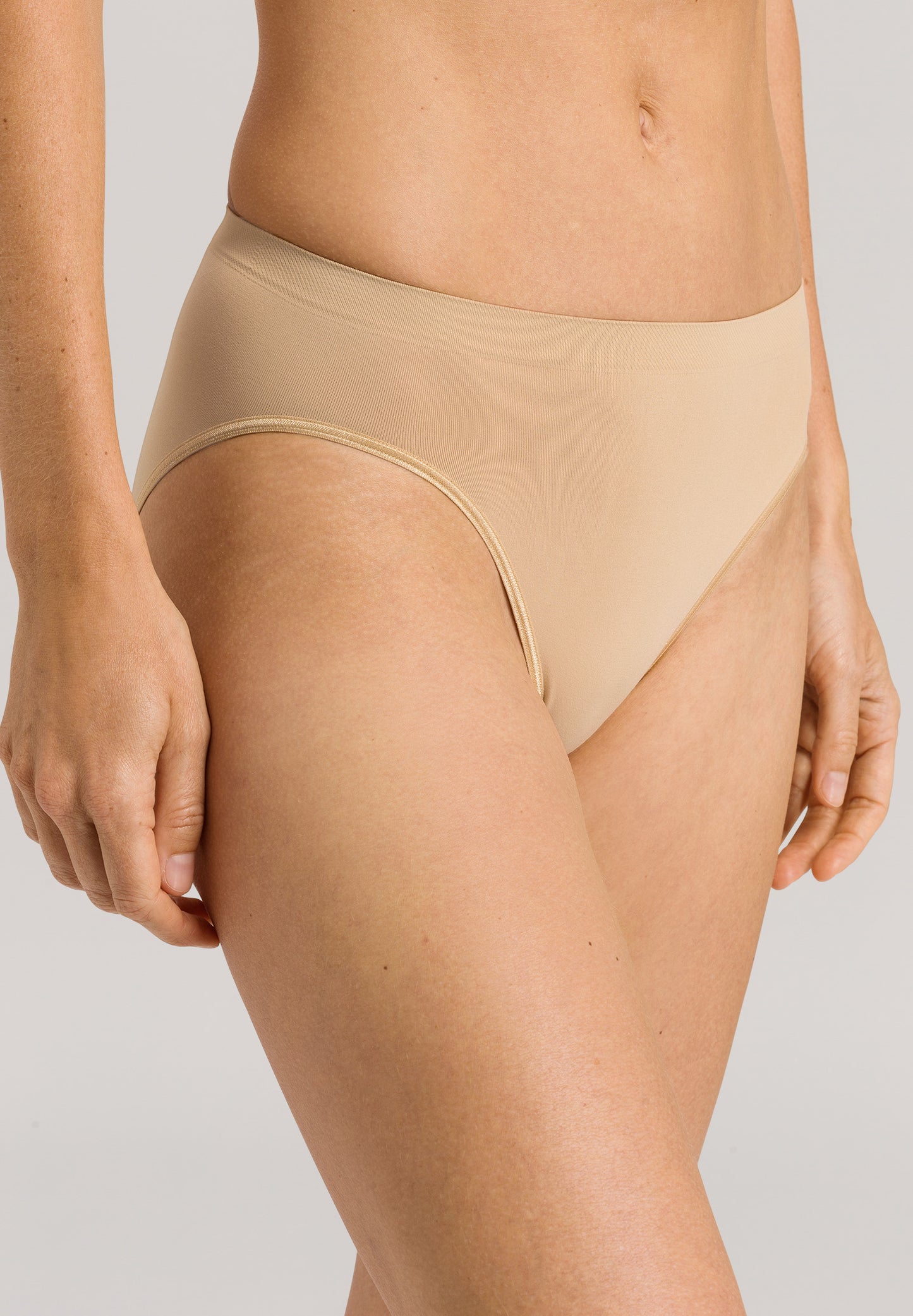 HANRO Beige Touch Feeling Midi Briefs