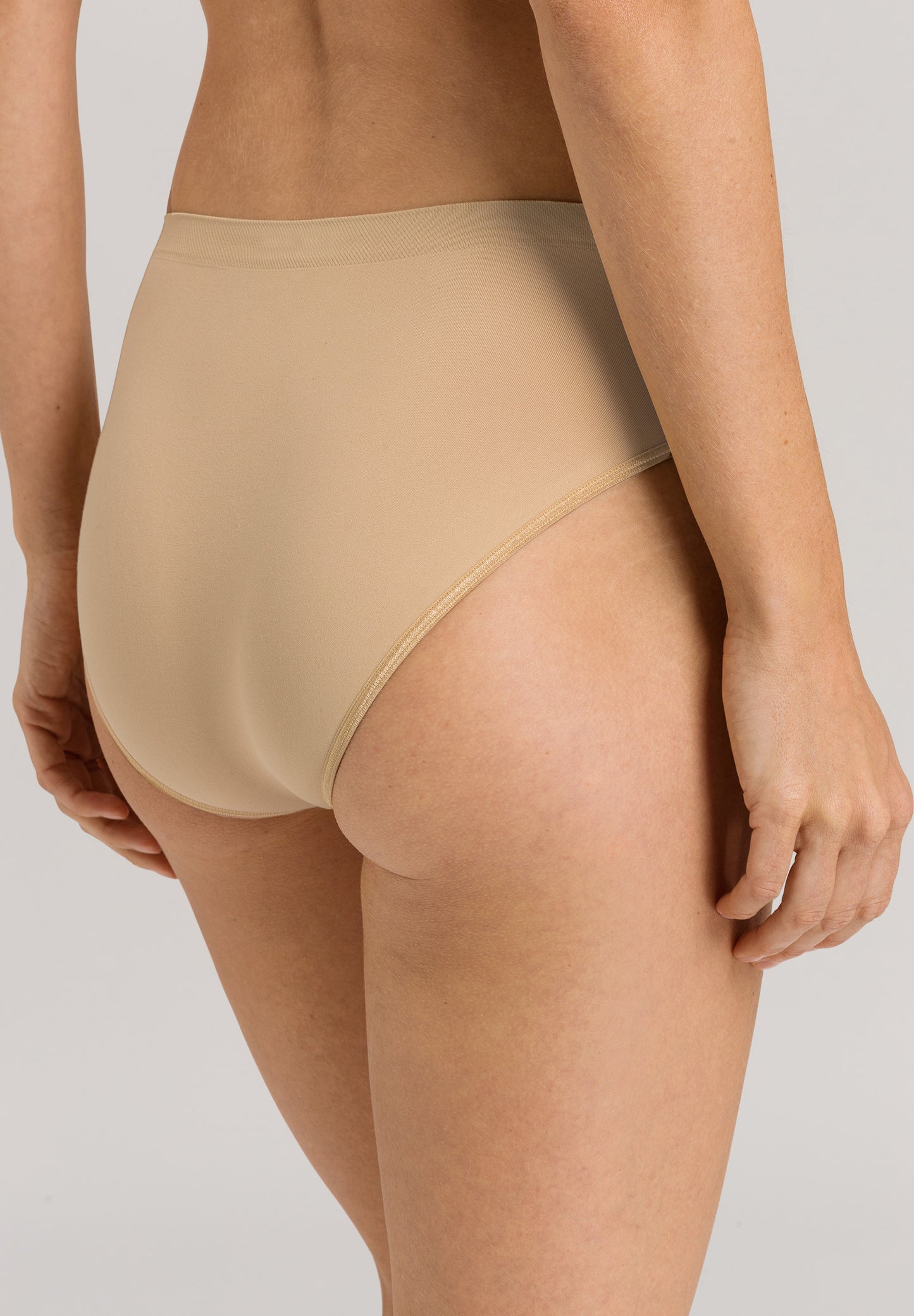 HANRO Beige Touch Feeling Midi Briefs