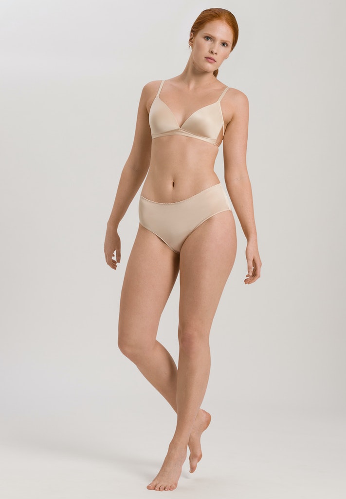 Satin Padded Soft Bra | HANRO