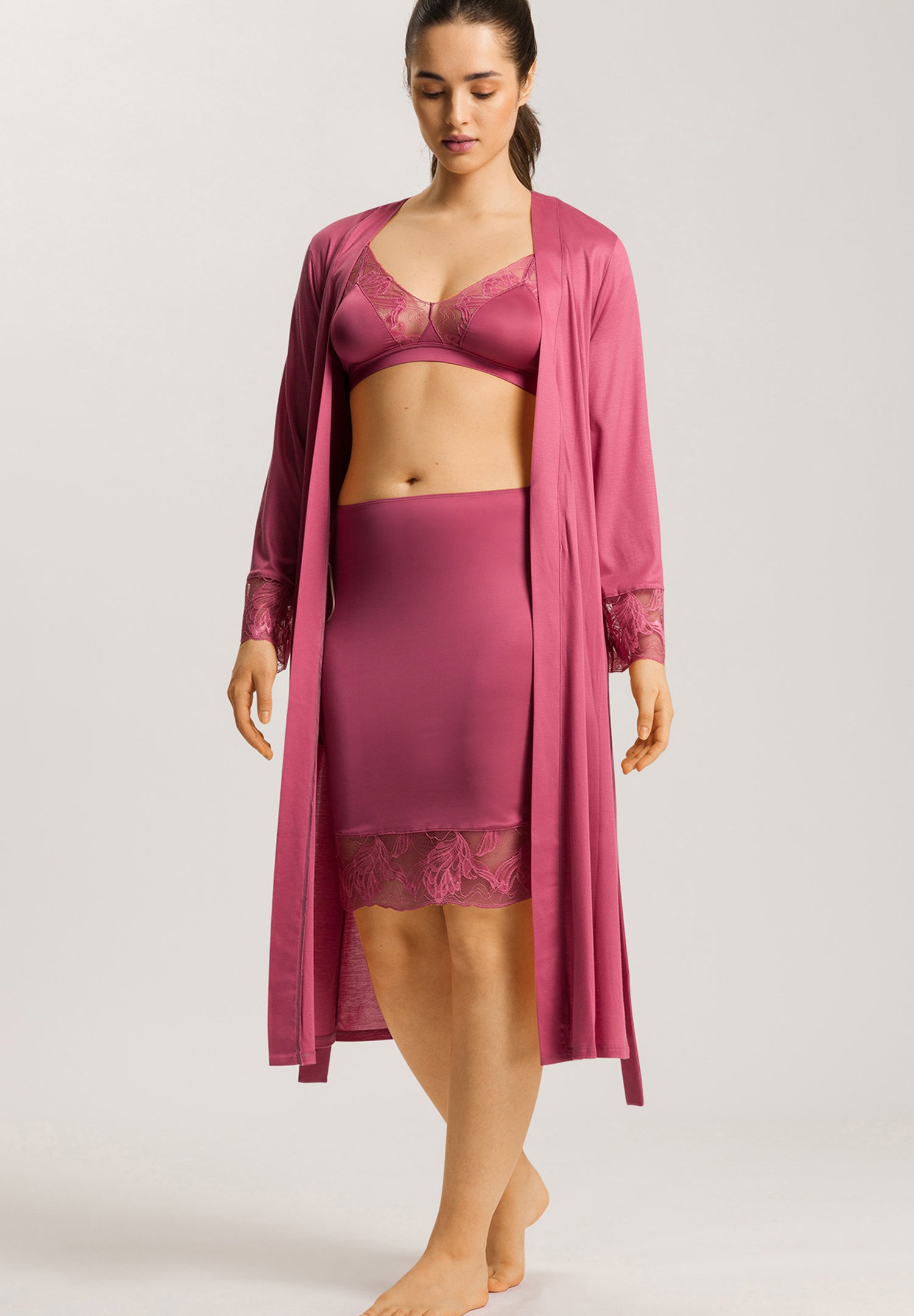 The Eva NW Robe By HANRO In Rose Wine