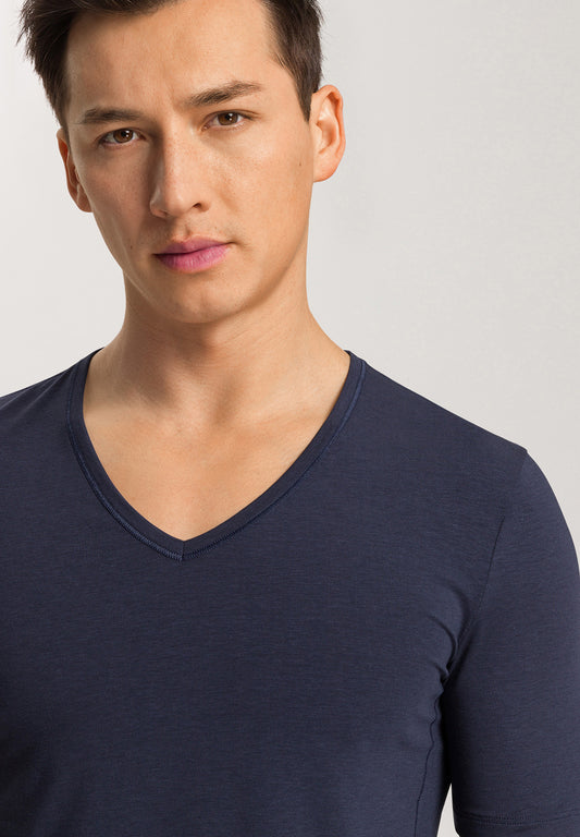 The Natural Function-S/Slv Shirt V-Neck By HANRO In Deep Navy