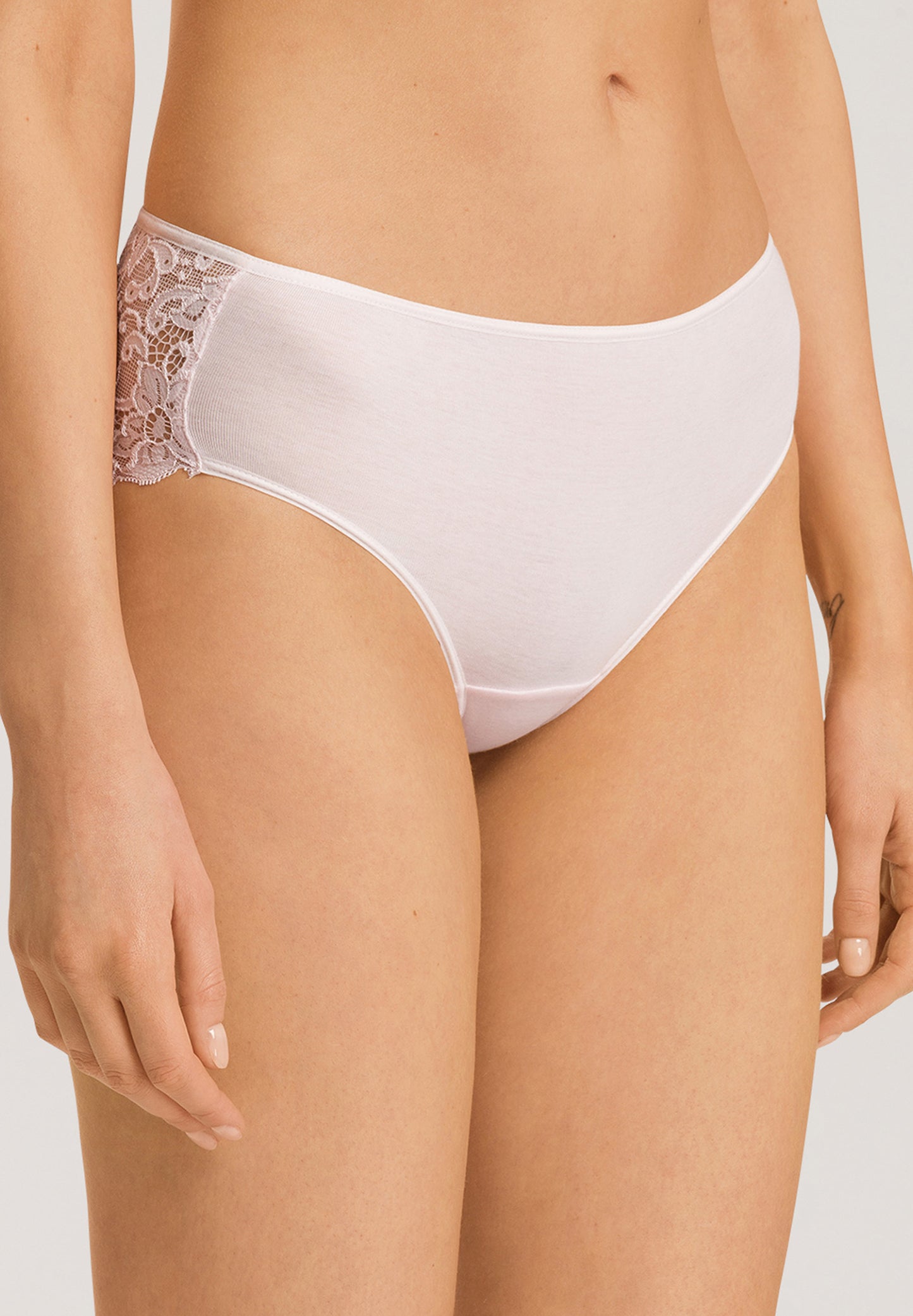 The Moments Midi Brief By HANRO In Honeydew