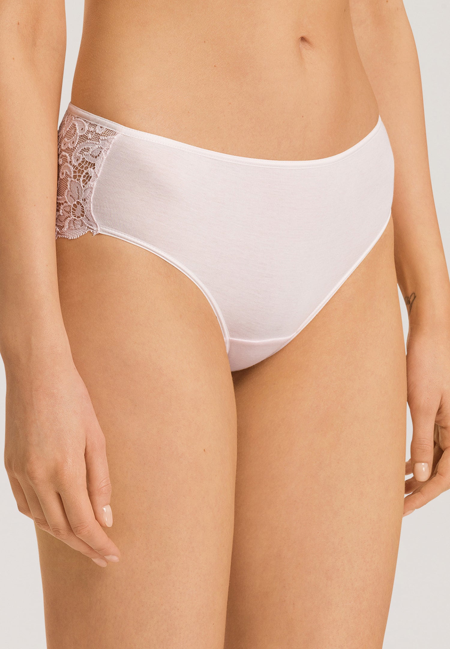 The Moments Midi Brief By HANRO In Honeydew