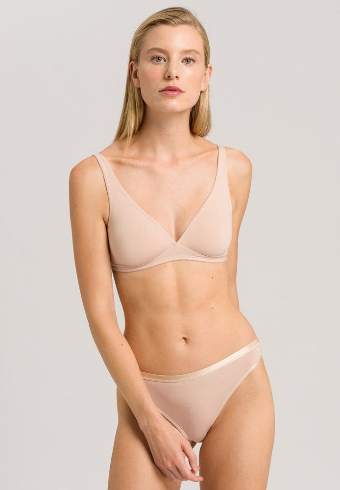 The Cotton Sensation-Soft Cup Bra By Hanro in Beige