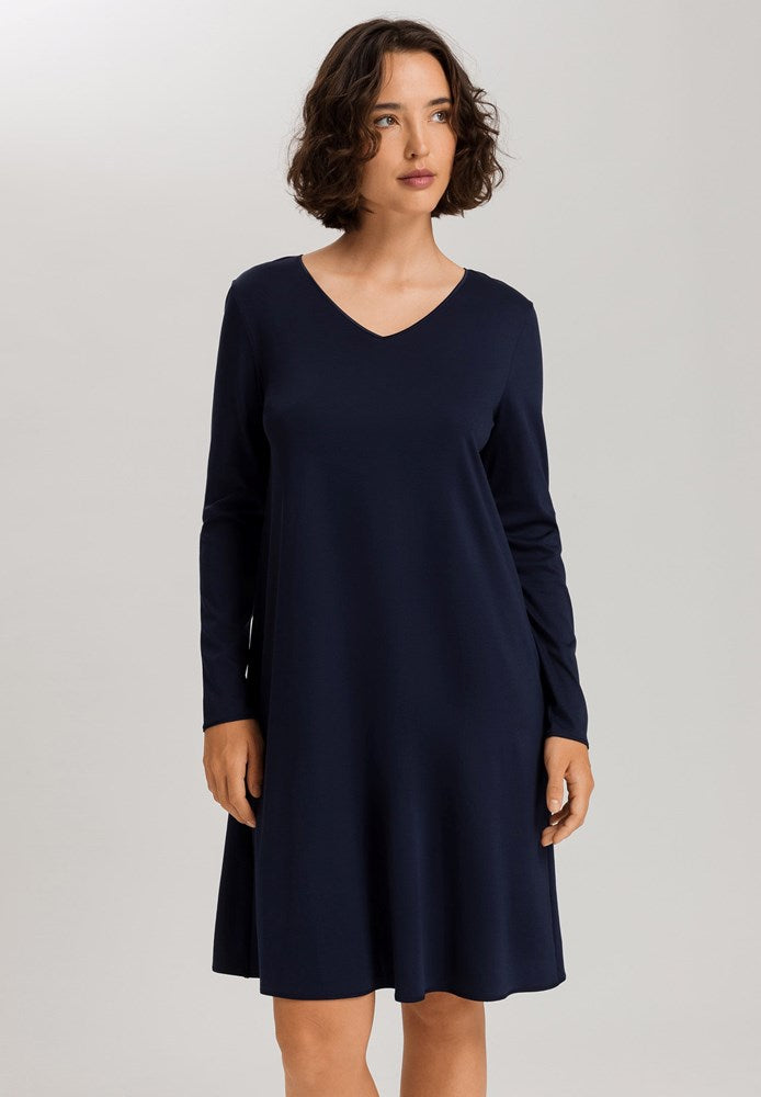 The Cotton Silk-L/Slv Nightdress 100Cm By Hanro in Deep Navy