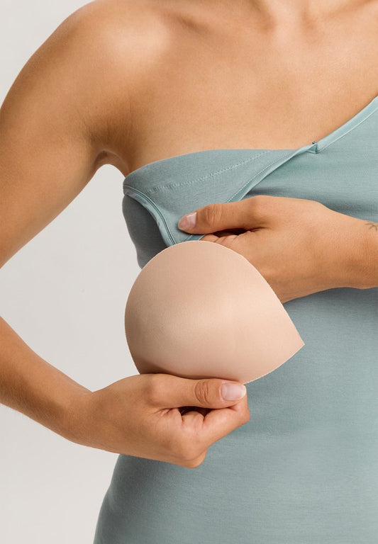 The Cotton Seamless-Spaghetti Top Padded By Hanro In Tourmaline Blue