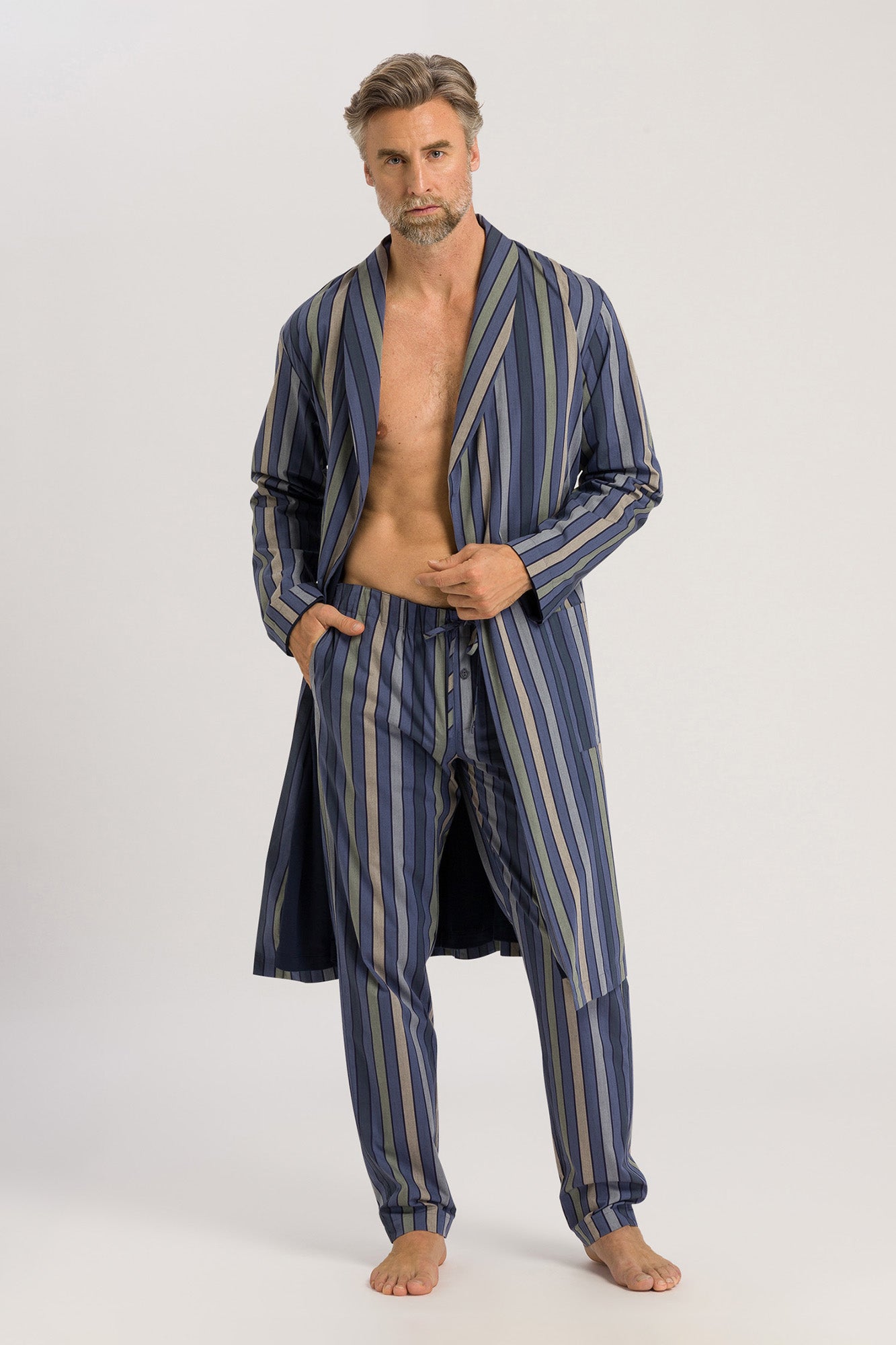 The Night & Day Robe By HANRO In Everblue Stripe
