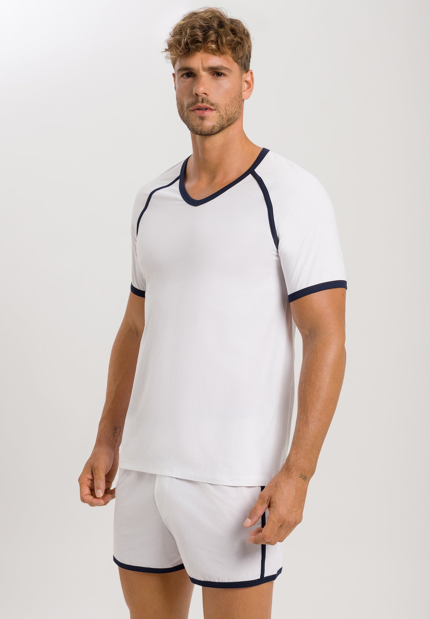 Pierre - Short Sleeve V-Neck Shirt