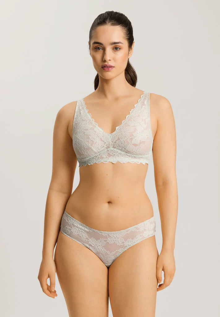 The Anais Soft Cup Bra By HANRO In White Sage