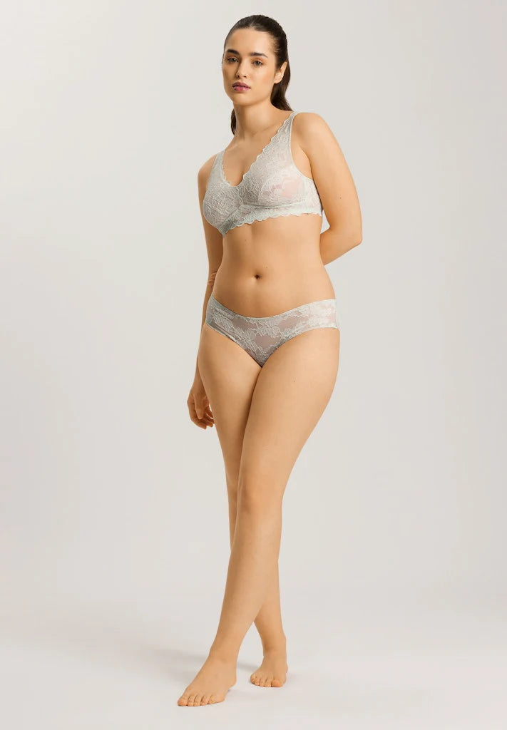 The Anais Soft Cup Bra By HANRO In White Sage