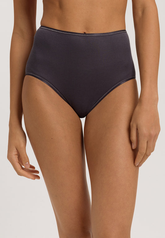 The Cotton Seamless-Maxi Briefs By Hanro in Black Pearl