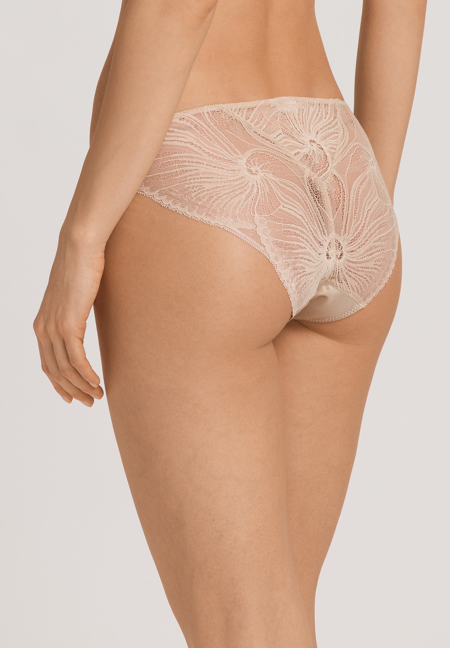 The Lilith-Mini Briefs By Hanro in Coffee Quartz