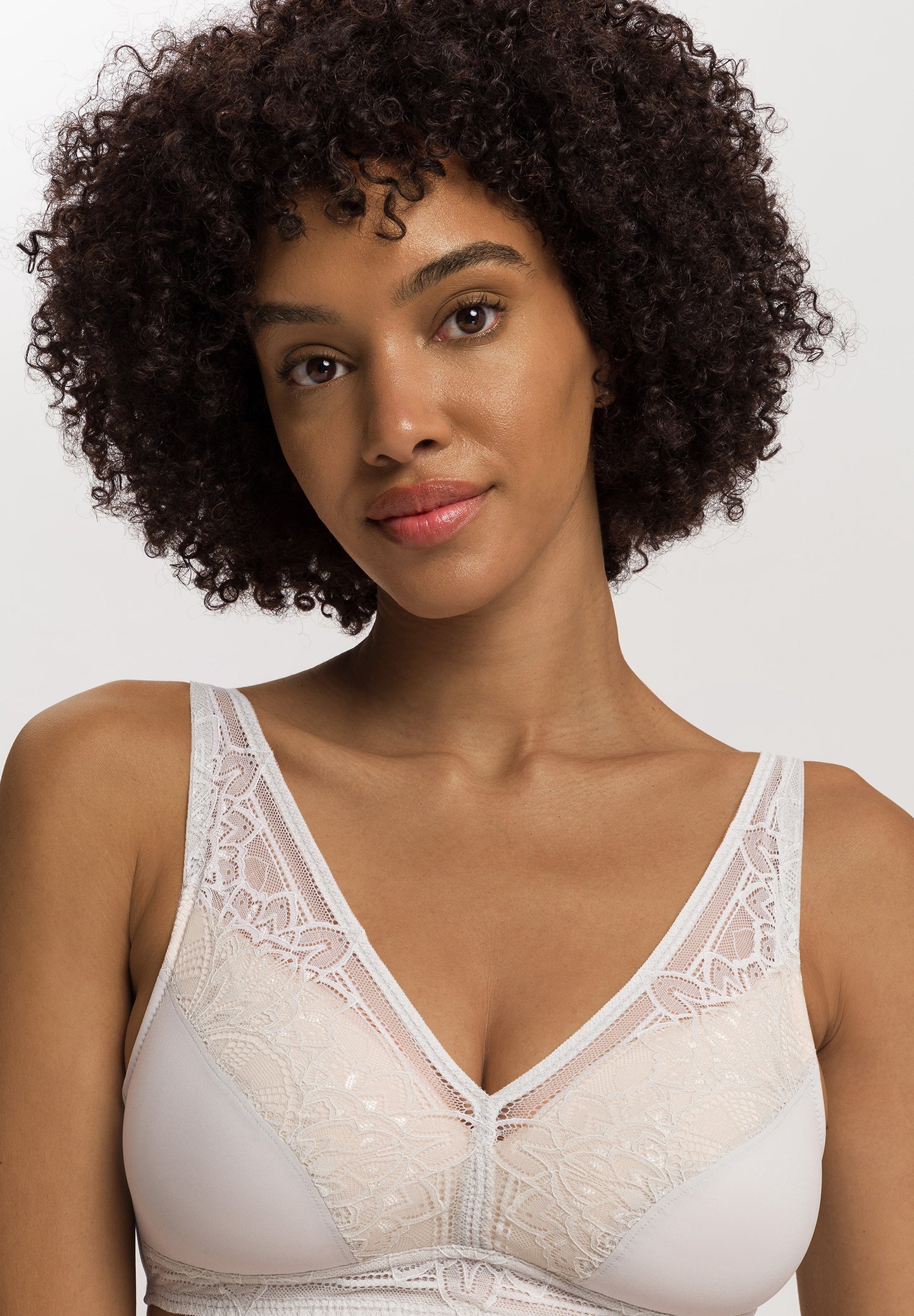 The Holly-Soft Cup Bra By Hanro in Silver Vapor