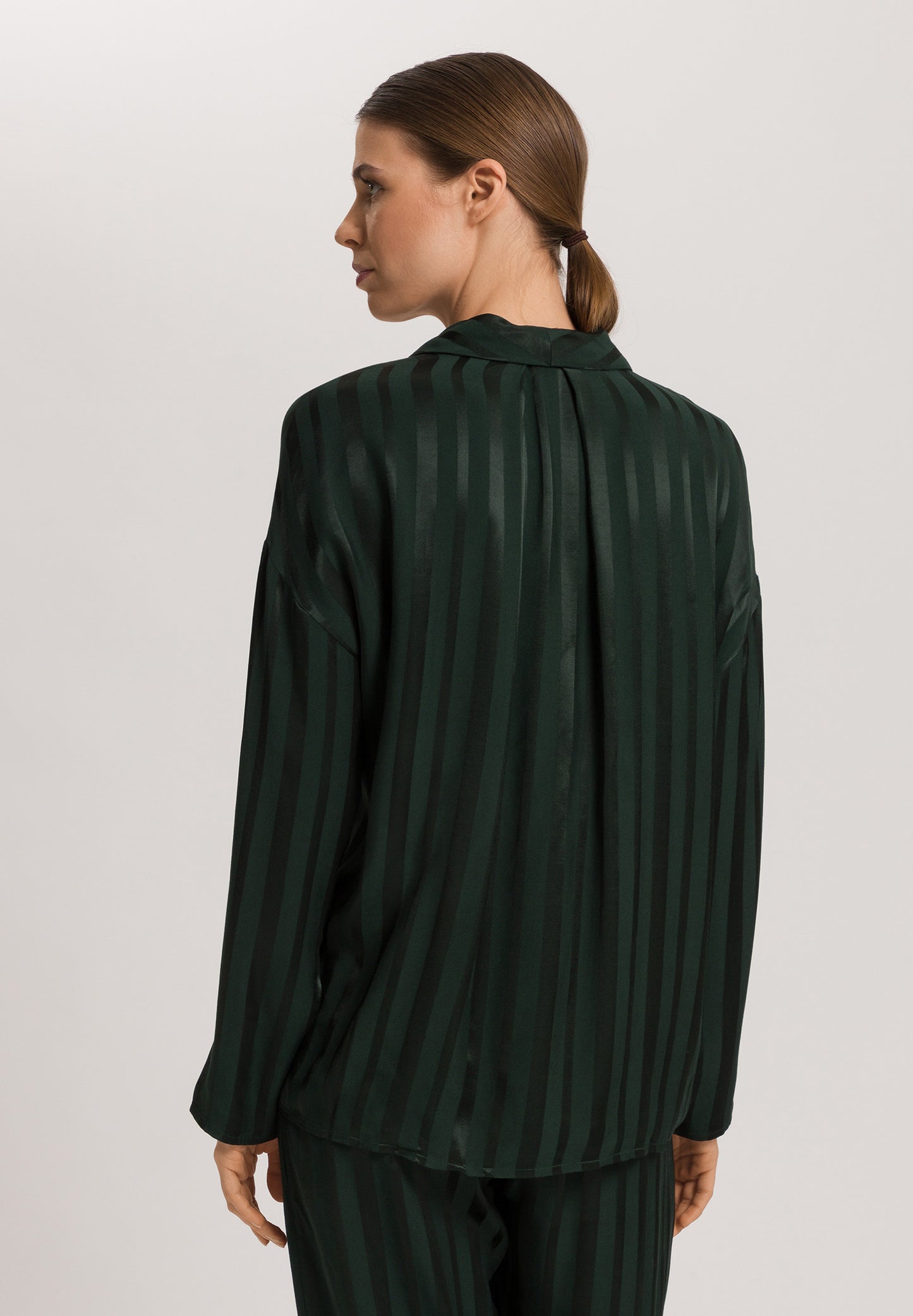 The Indra-L/Slv Shirt By Hanro in Dark Malachite