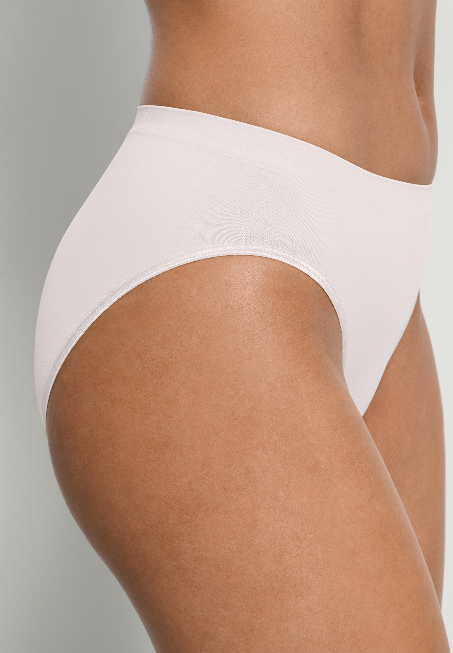 The Touch Feeling-Midi Briefs by HANRO in Honeydew