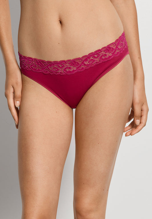 Moments-Mini Briefs