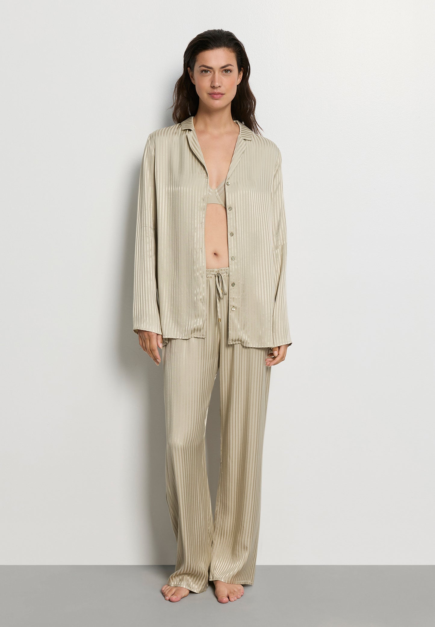 The Sleep & Lounge-Long Pants by HANRO in Olive Stem