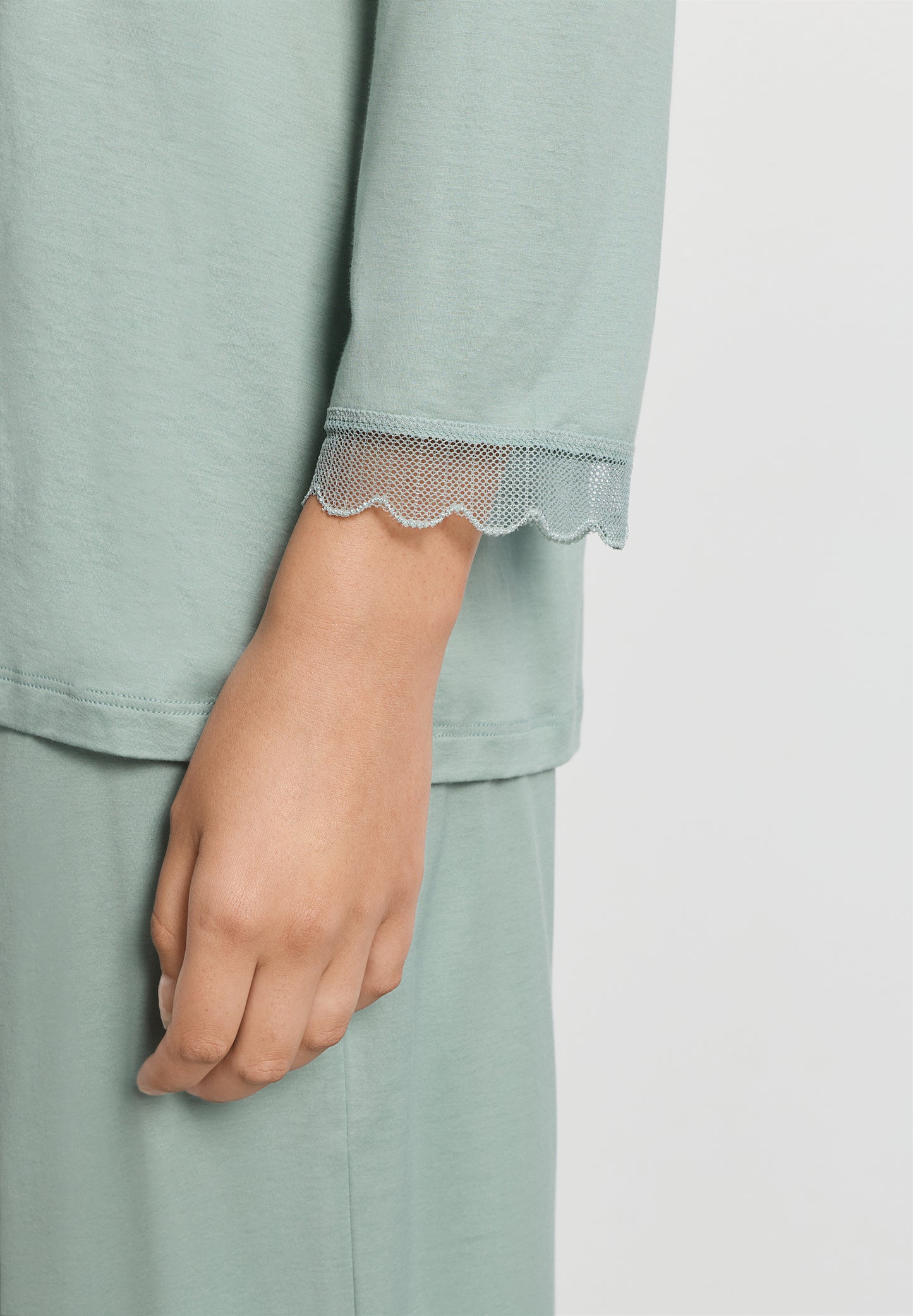 Inaya-L/Slv Pyjama Crop Pants