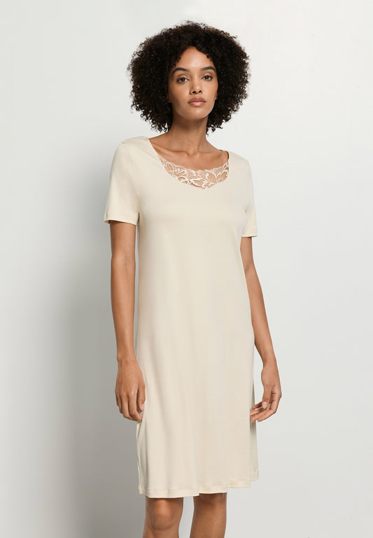The Belen Nw-S/Slv Nightdress 100Cm by HANRO in Summer Sand