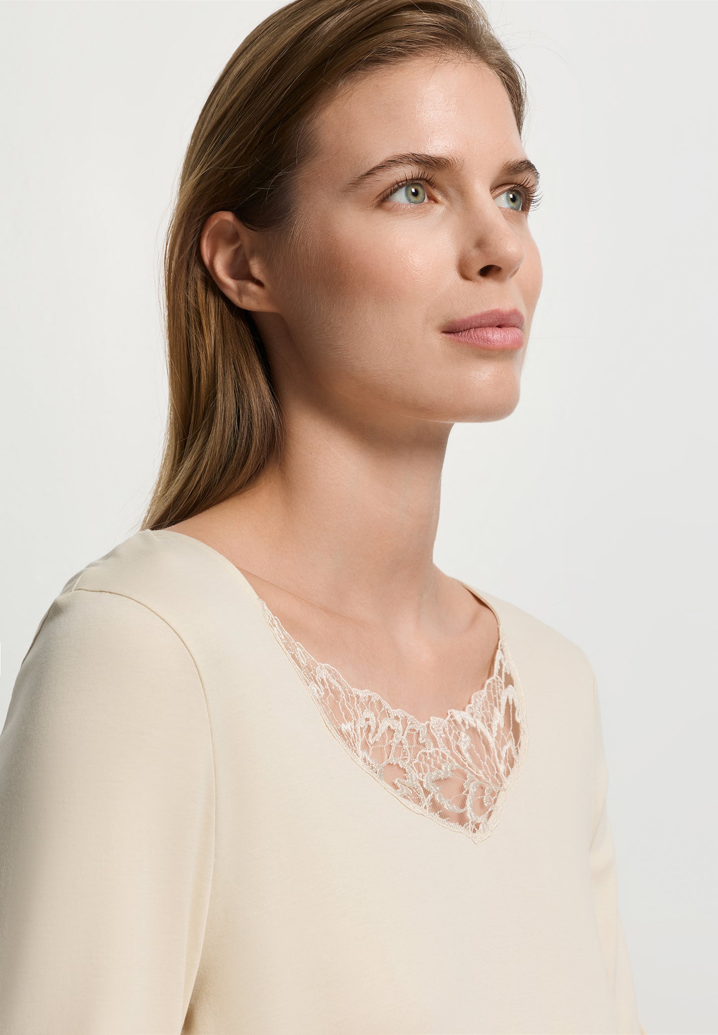 The Belen Nw-L/Slv Nightdress 110Cm by HANRO in Summer Sand