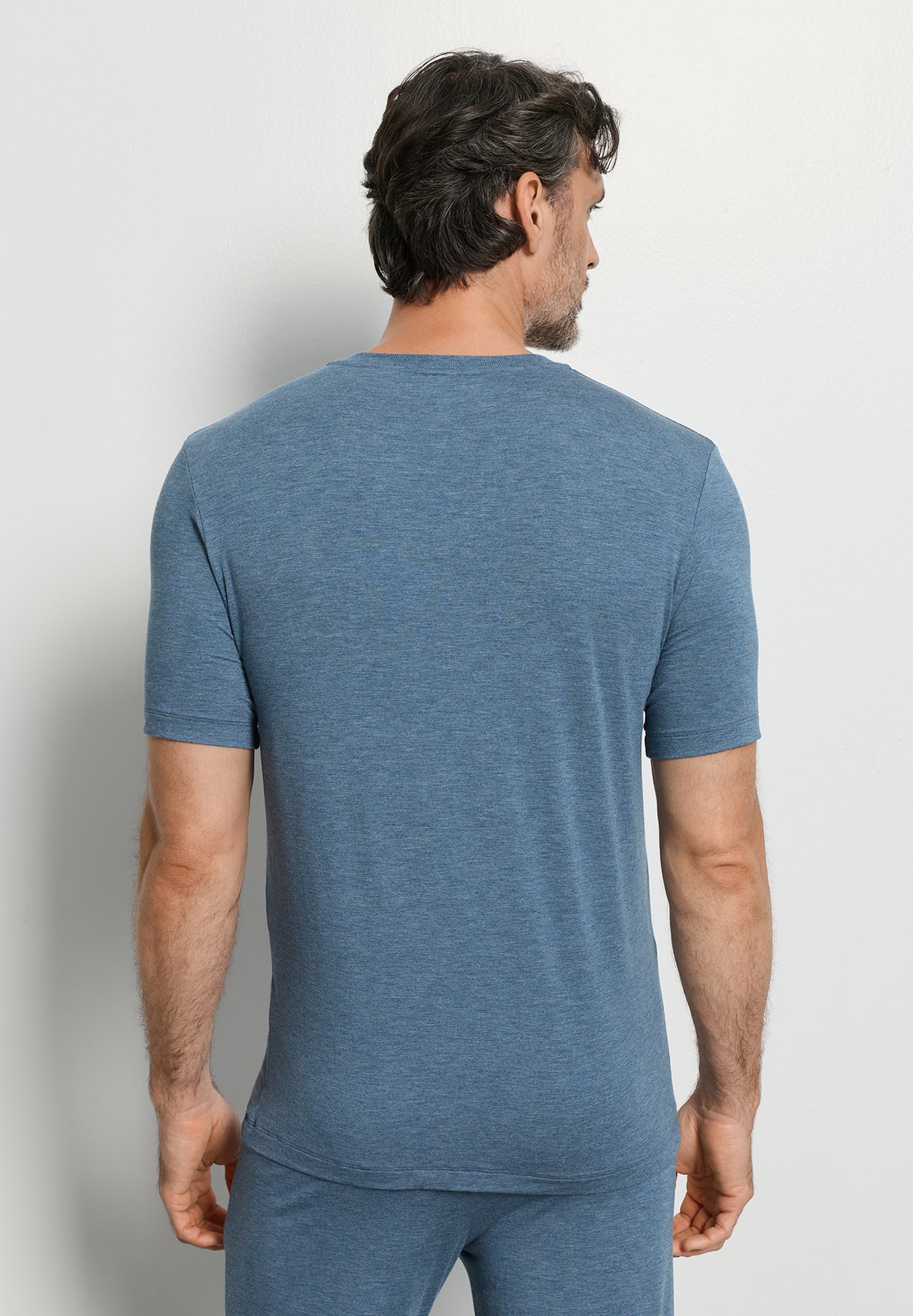 The Casuals-S/Slv Shirt V-Neck by HANRO in Retro Blue Melange