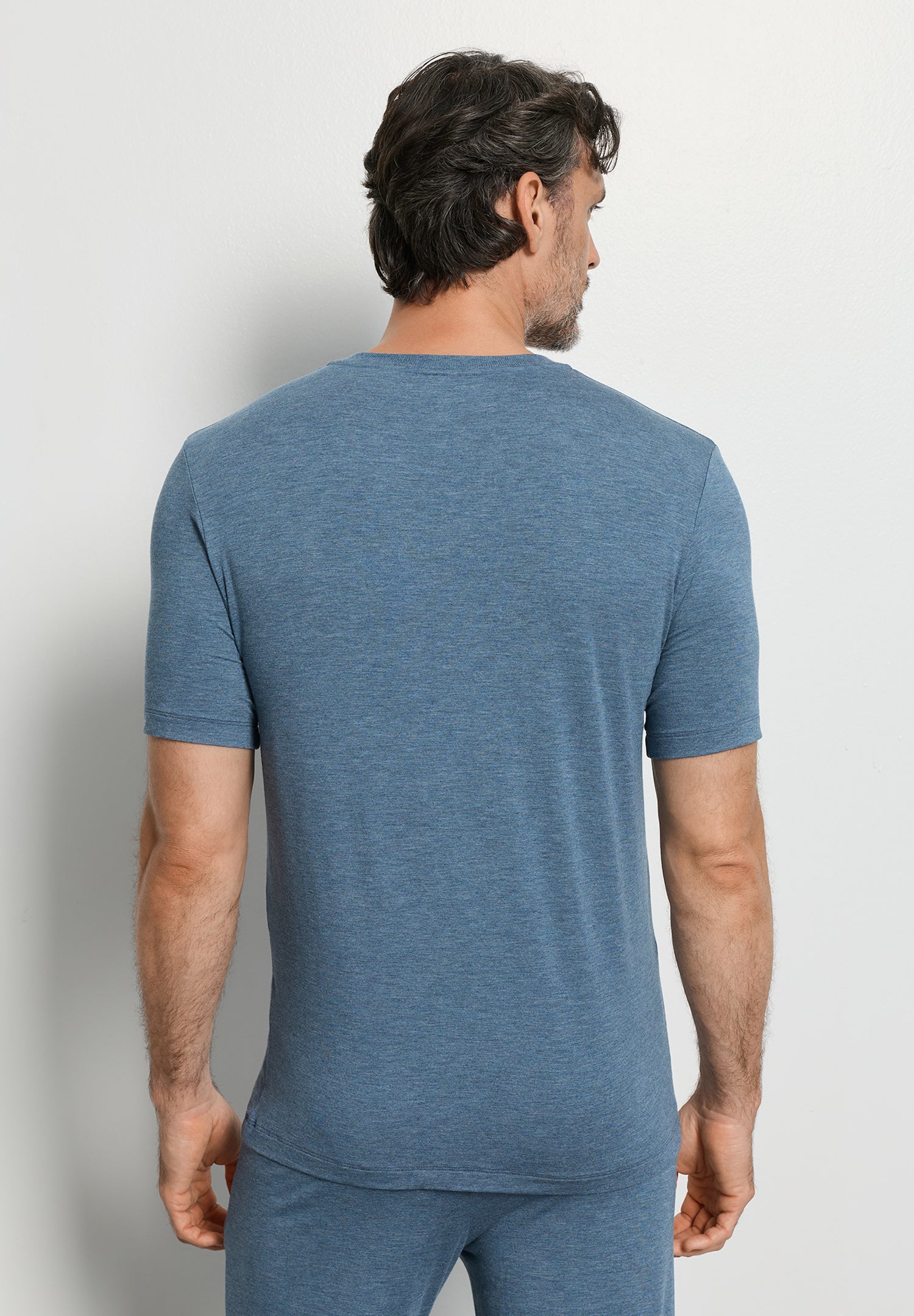 The Casuals-S/Slv Shirt V-Neck by HANRO in Retro Blue Melange
