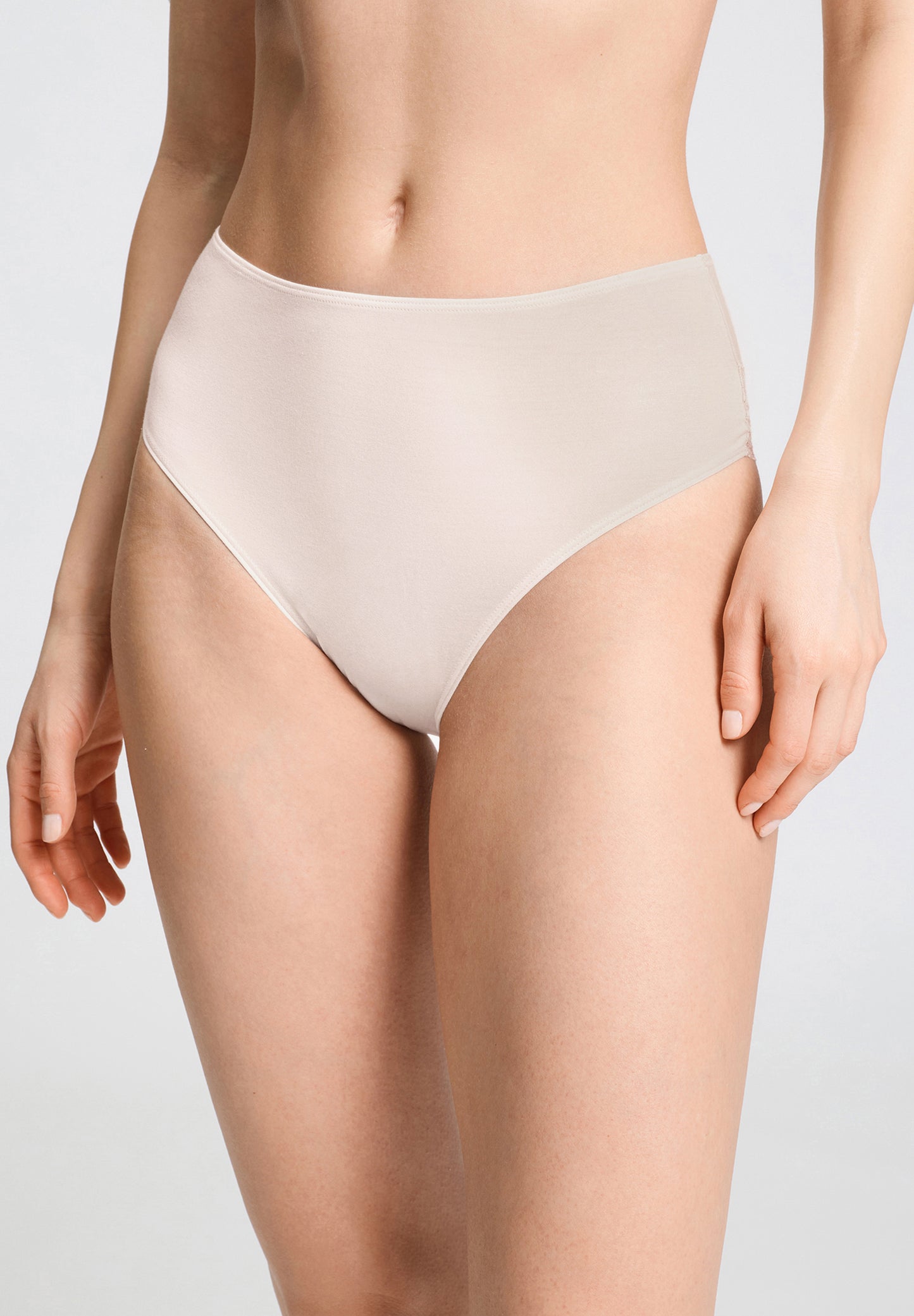 Dana-Midi Briefs