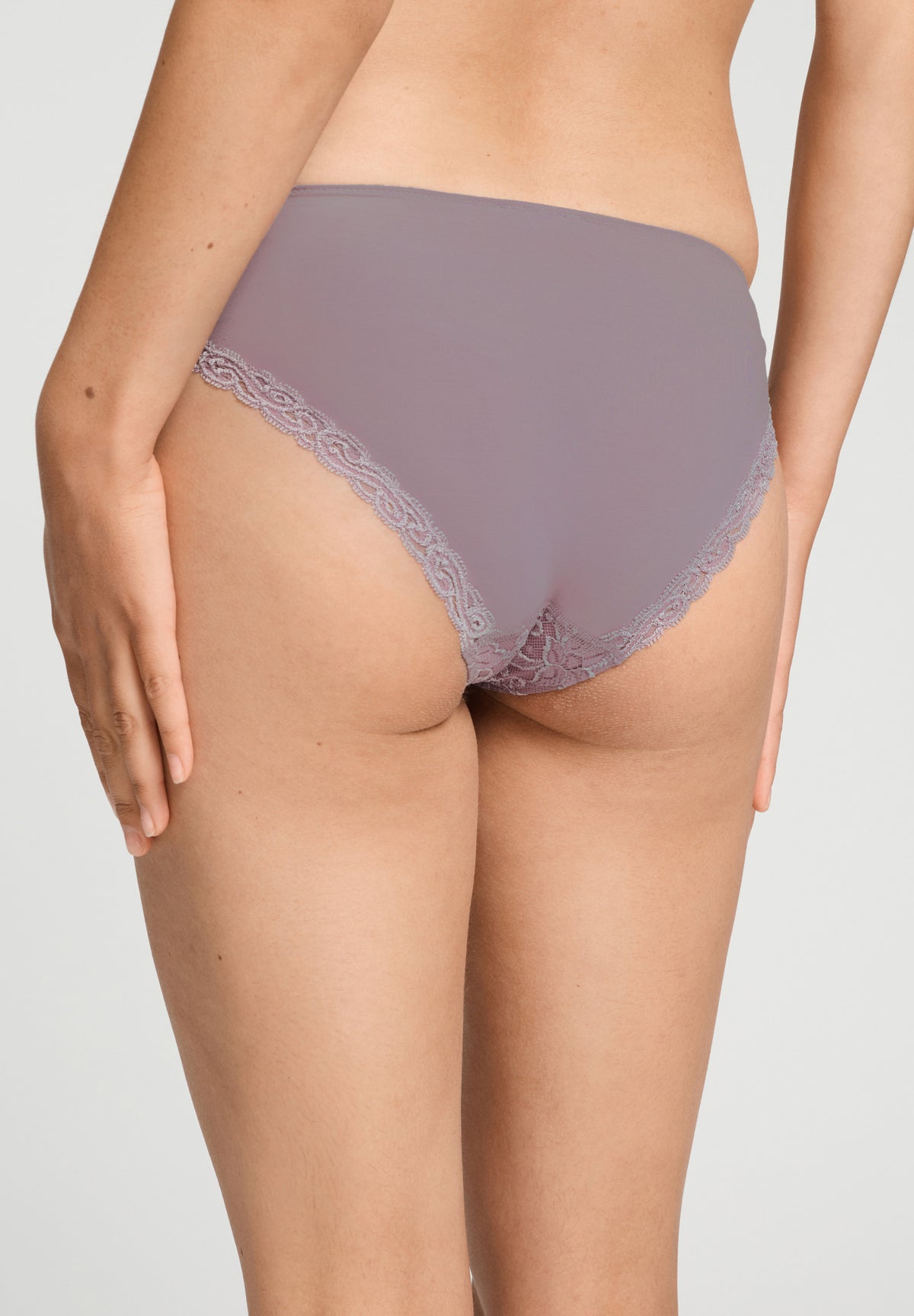 Moments-Mini Briefs